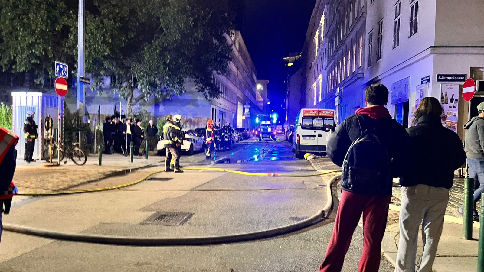 In einer koscheren Bäckerei in Wien-Leopoldstadt brach Dienstagabend ein Brand aus.