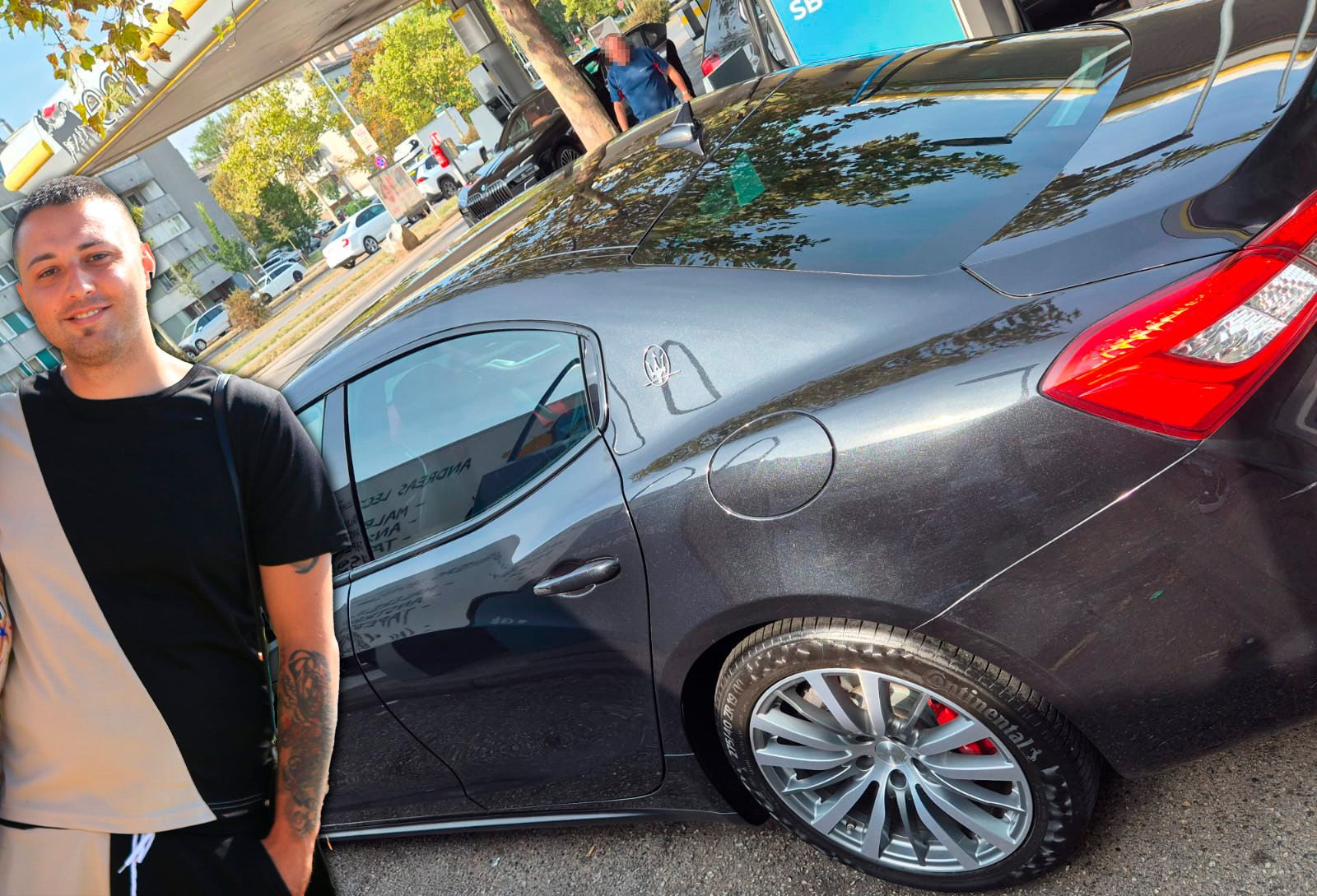 Ferhat (31) soll nun das Geld für seinen Maserati bekommen.