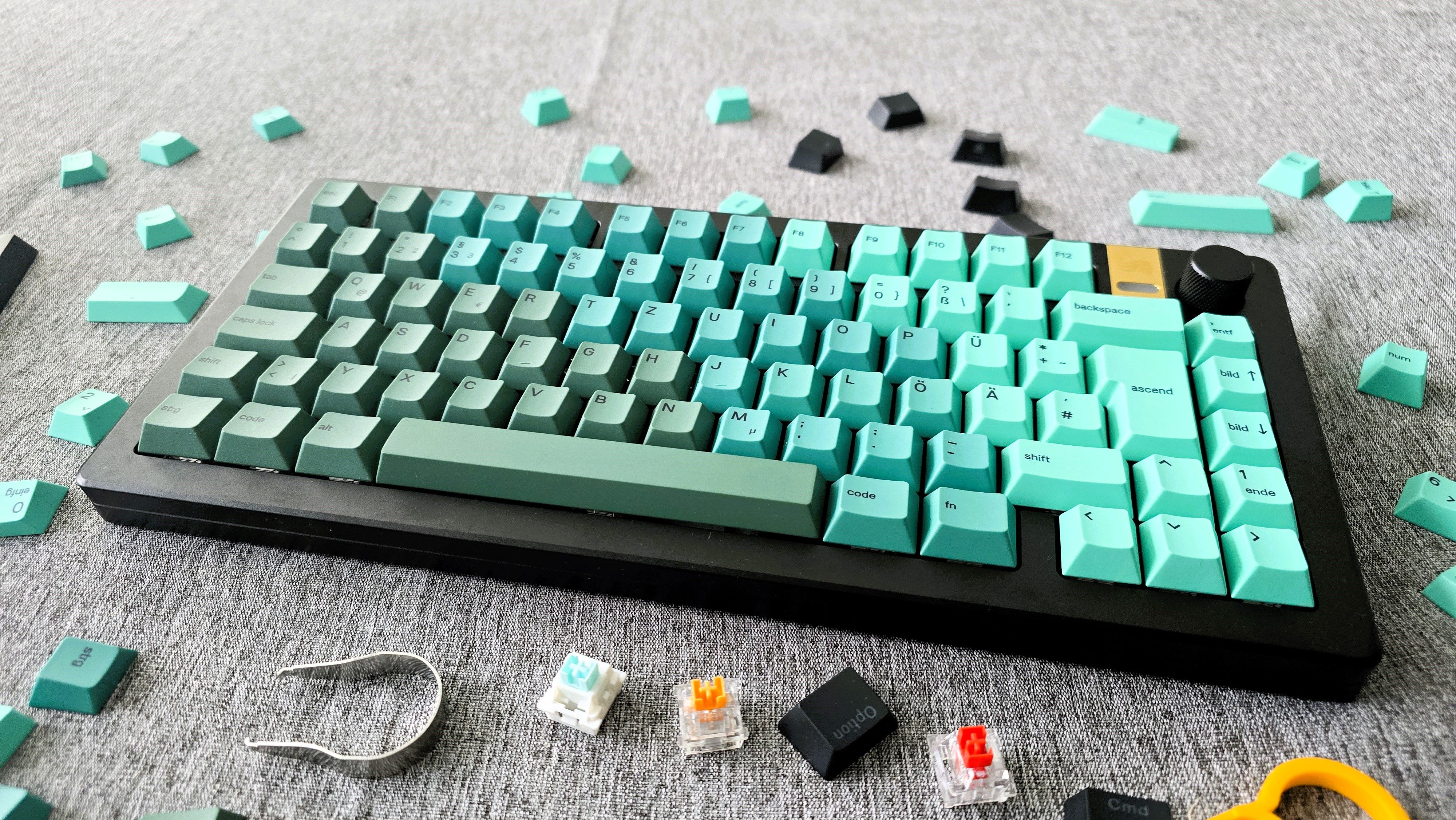 Hochwertige Verarbeitung, kinderleichte Anpassung, hoher Preis: Die Glorious GMMK 3 Pro HE 75%.