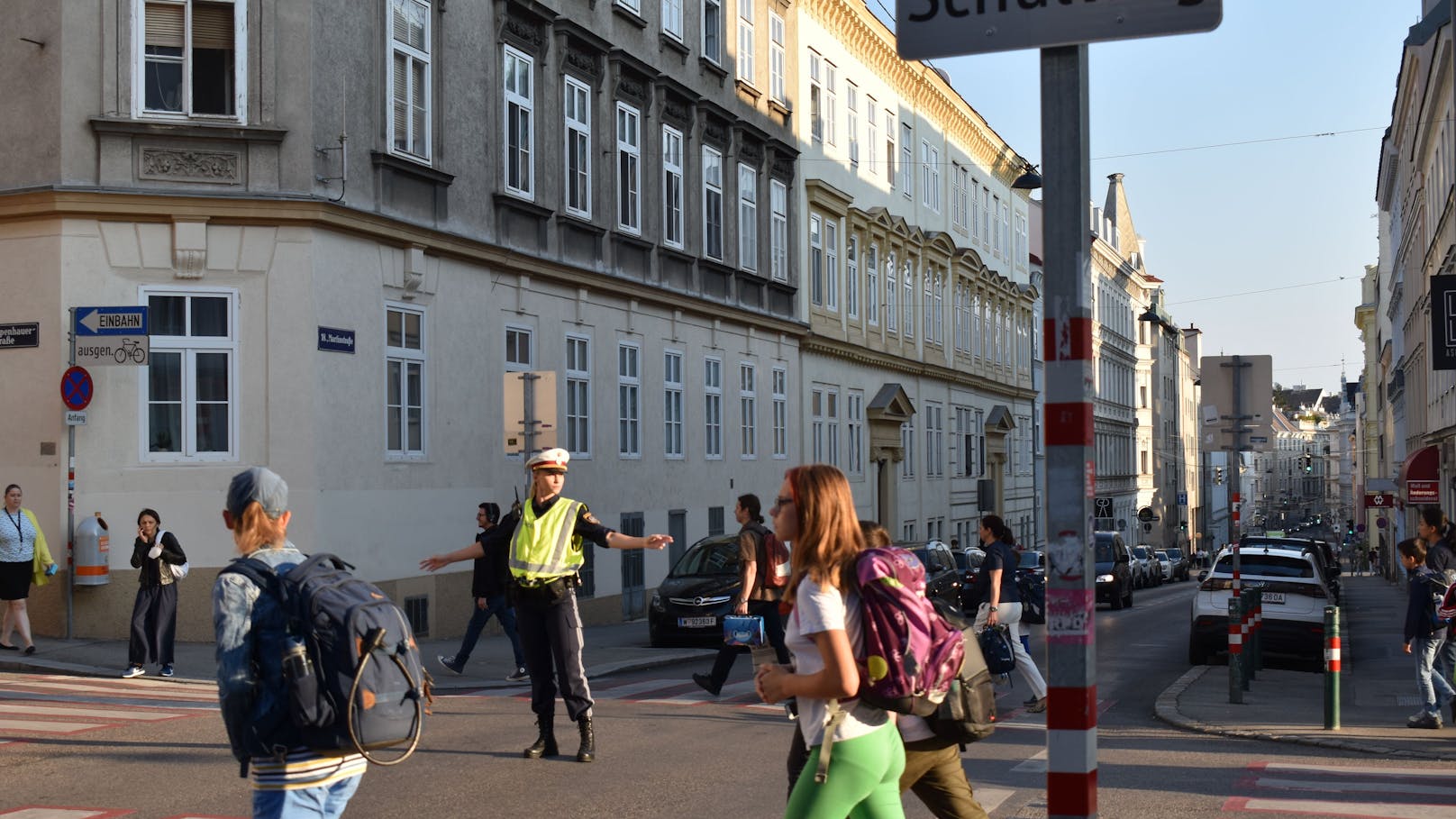 Die Handzeichen der Polizei