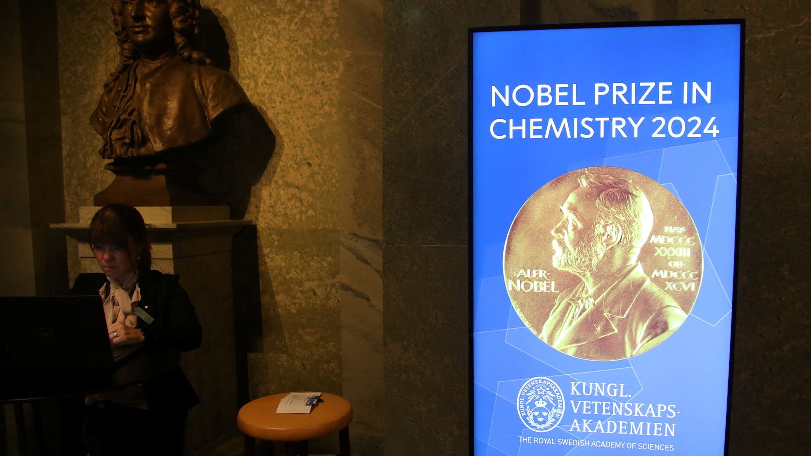 Der Nobelpreis für Chemie geht an David Baker, John M. Jumper und Demis Hassabis für Forschung zu Proteinstrukturen.