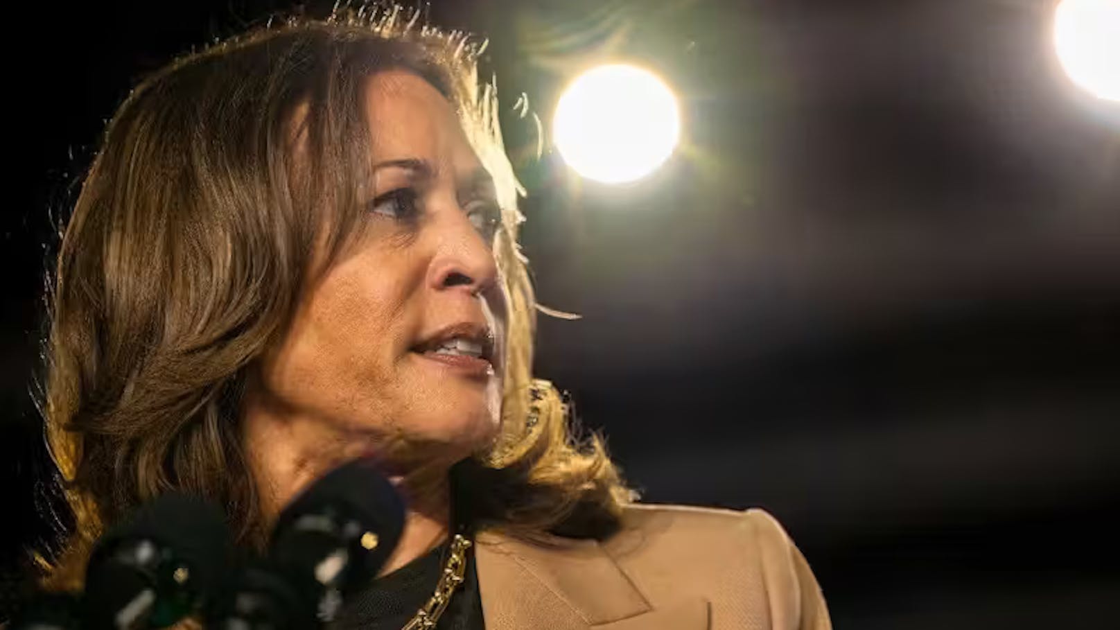 Kamala Harris schon zum 2. Mal auf "Vogue"-Cover