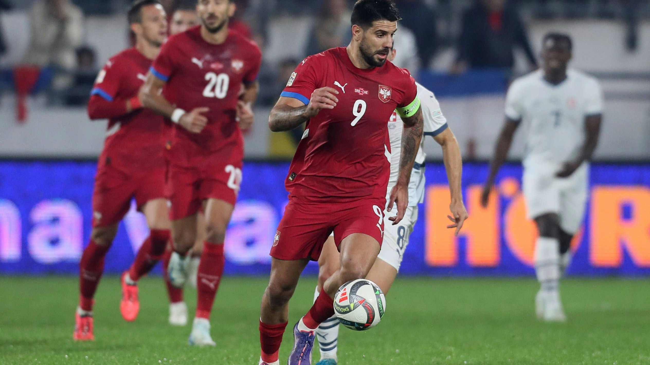 Serbien schlägt die Schweiz