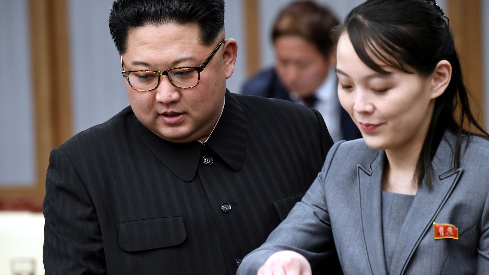 Kim Jong-uns kleine Schwester droht Südkorea