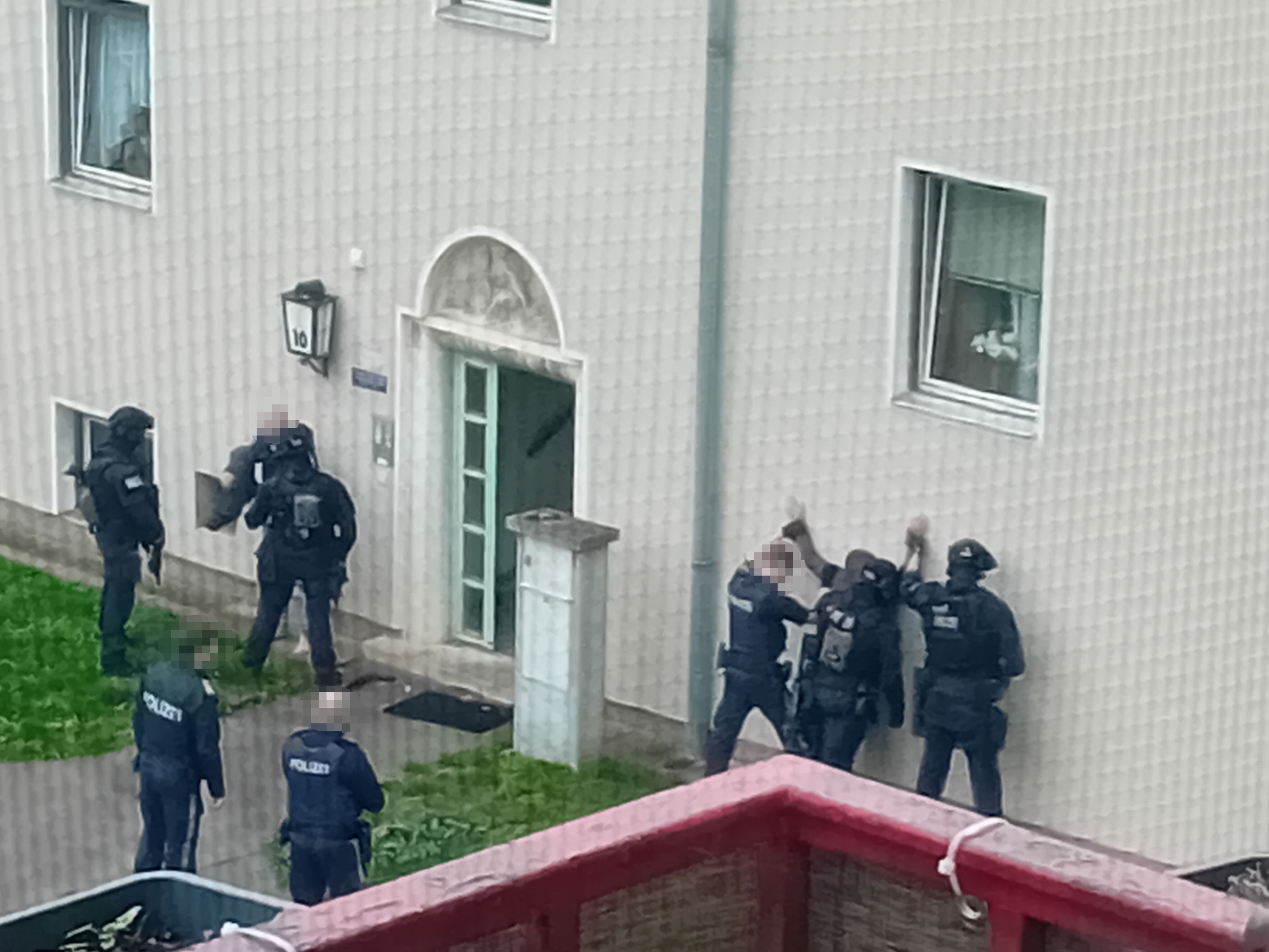 In Wien-Favoriten klickten am Sonntag die Handschellen.