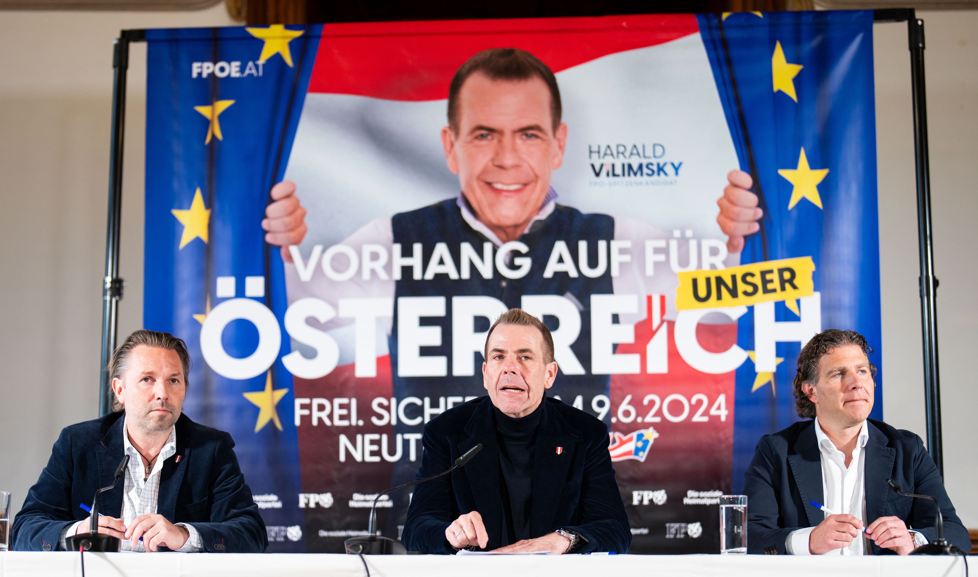 v.l.n.r.: Bundesgeschäftsführer Joachim Stampfer, Harald Vilimsky und Lukas Brucker –&nbsp; sind bereit für den Wahlkampf!