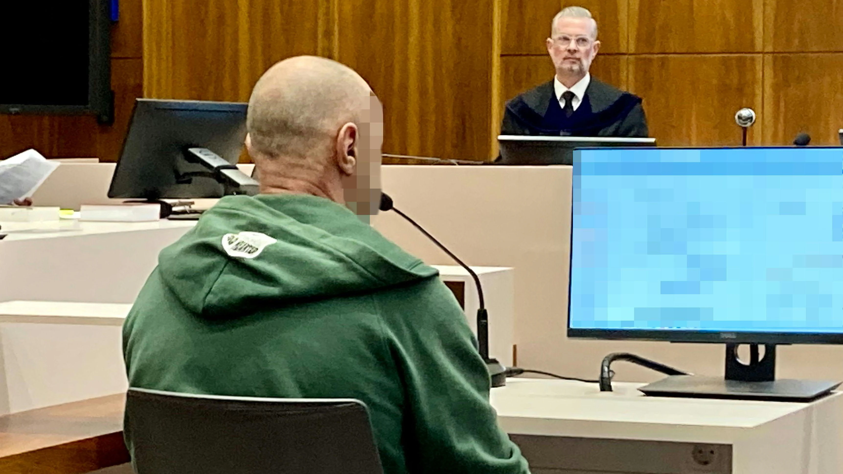 Prozess gegen einen 56-Jährigen wegen versuchten Mordes am ehemaligen Chef auf der Raststätte der A9 am Dienstag, 15. Oktober 2024, am Straflandesgericht Graz.