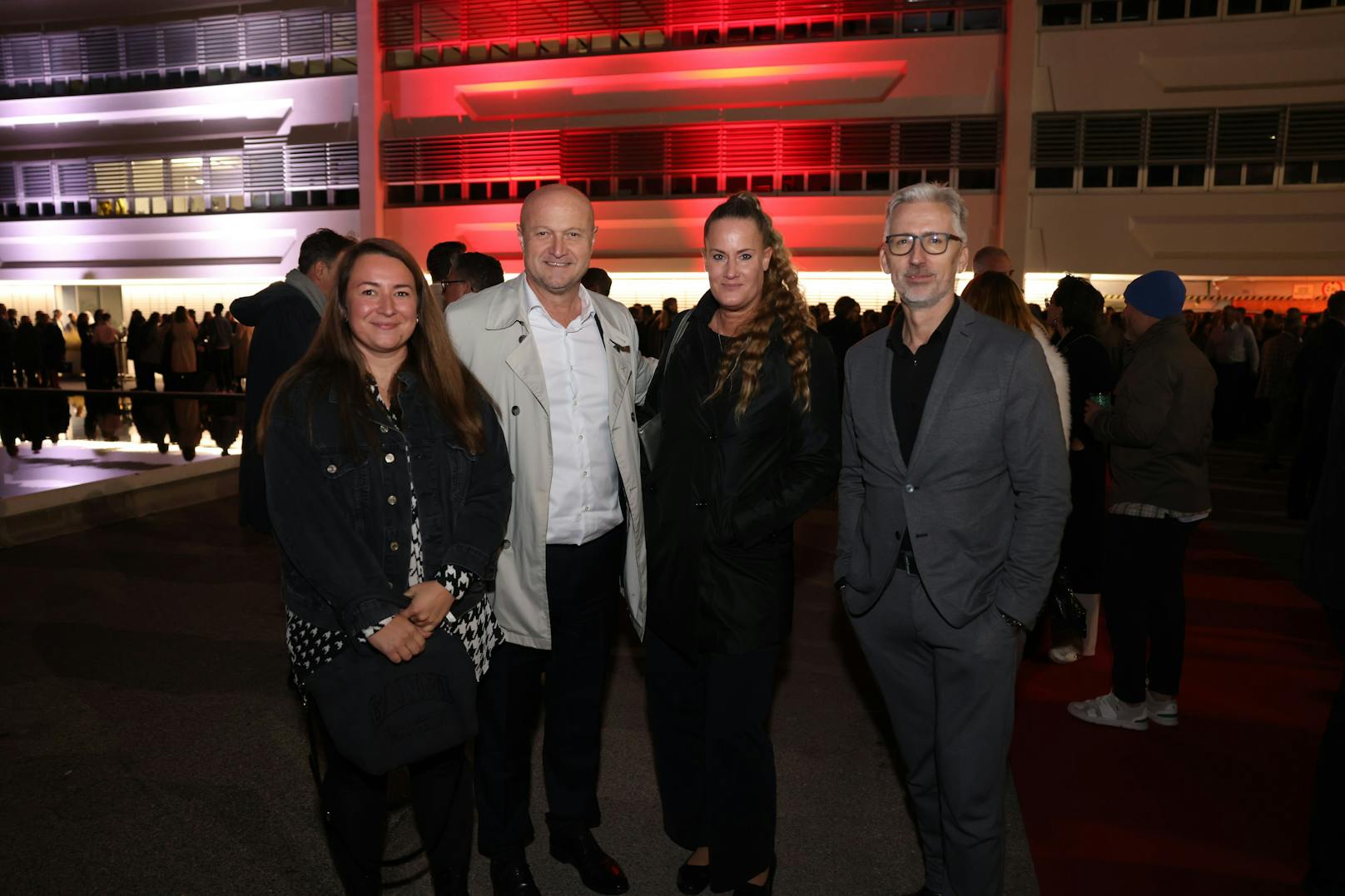 Andrea Kainz mit "Heute"-Sales-Chef Gernot Fischer, Antonia Schnaderbeck (Mediacom) und Andreas Vretscha