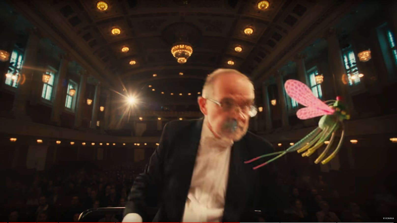 Im Wiener Konzerthaus begegnet die Fliege den Musikern