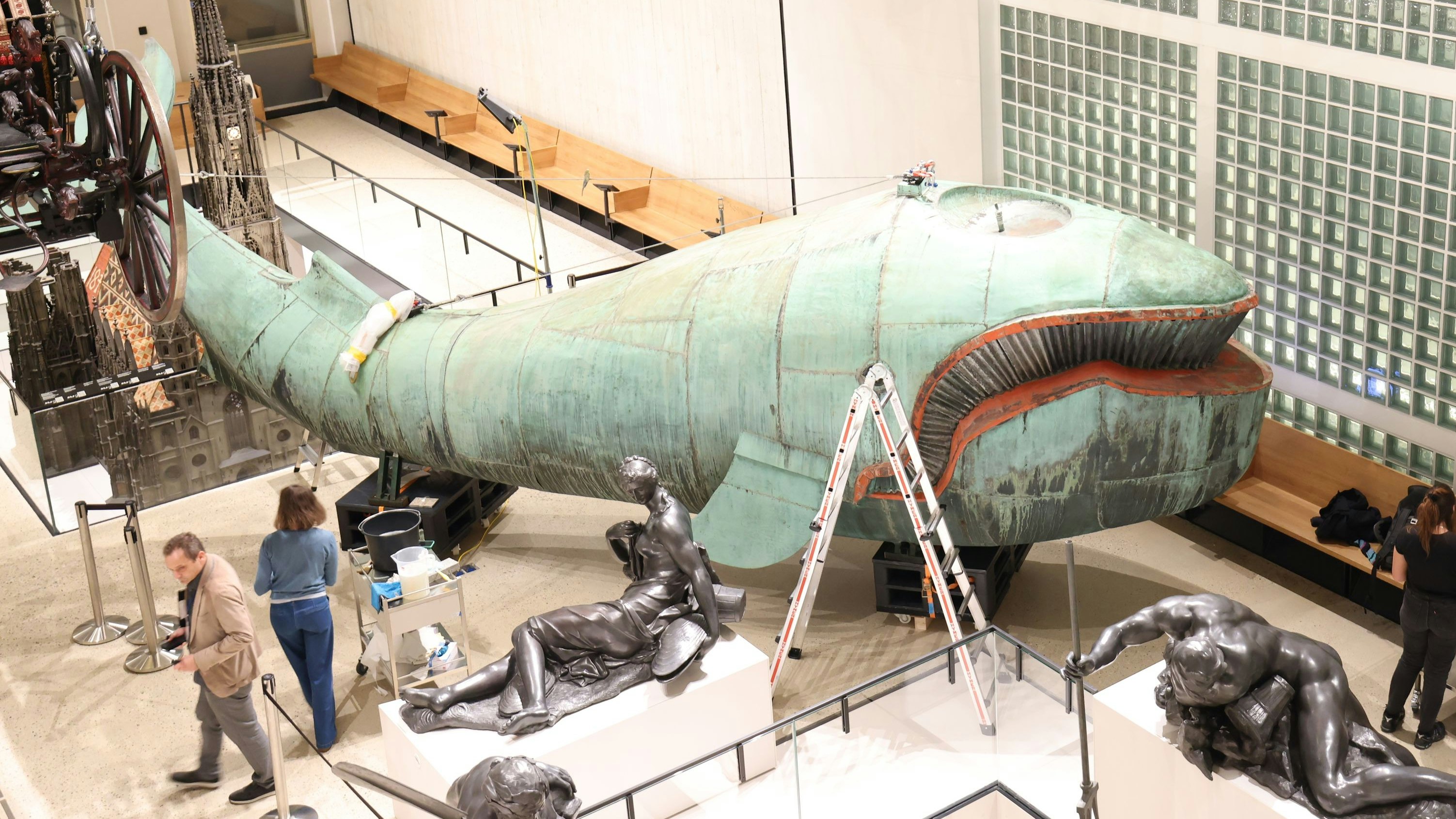 Heute.at - Gewichtige Geschichten – Praterwal Poldi wird Buch-Held