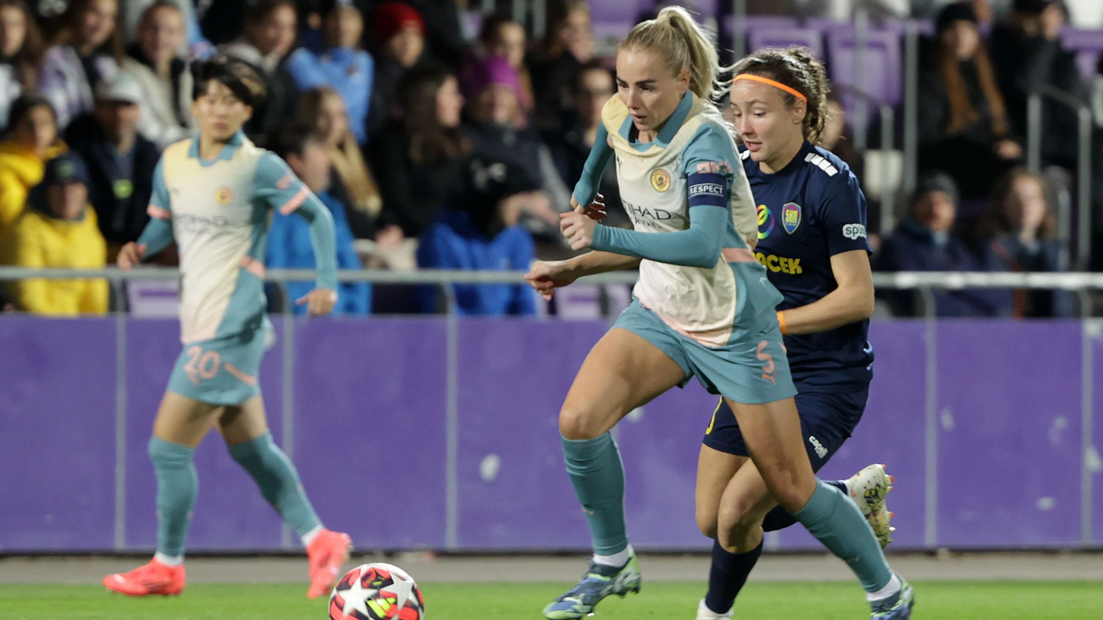 Die St. Pöltnerinnen hatten gegen Manchester City das Nachsehen.
