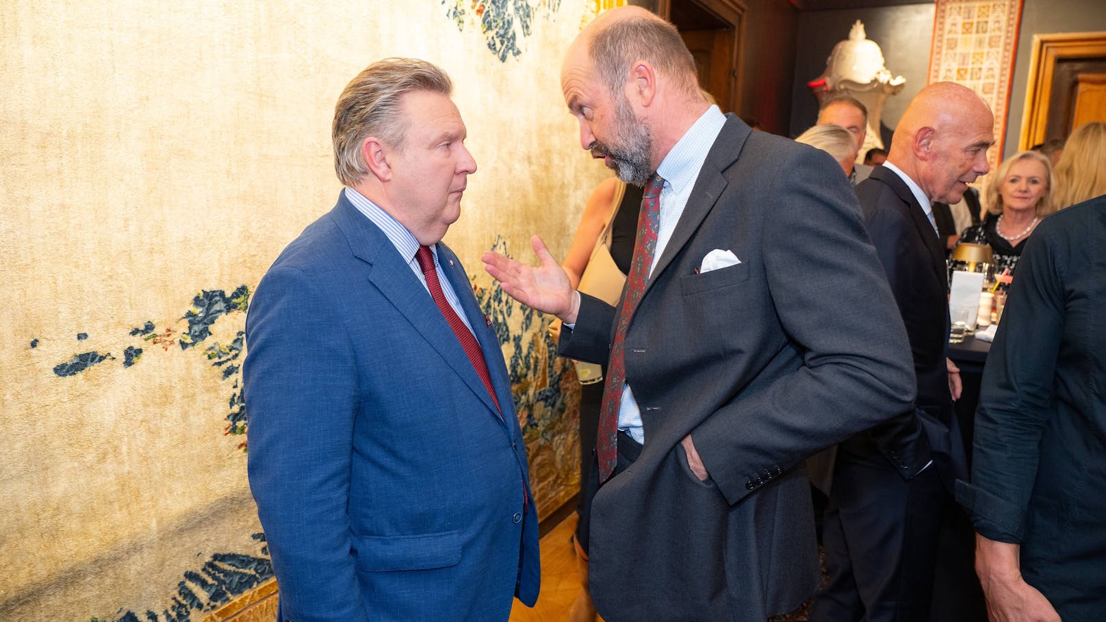 Bürgermeister Michael Ludwig mit Stefan Piëch