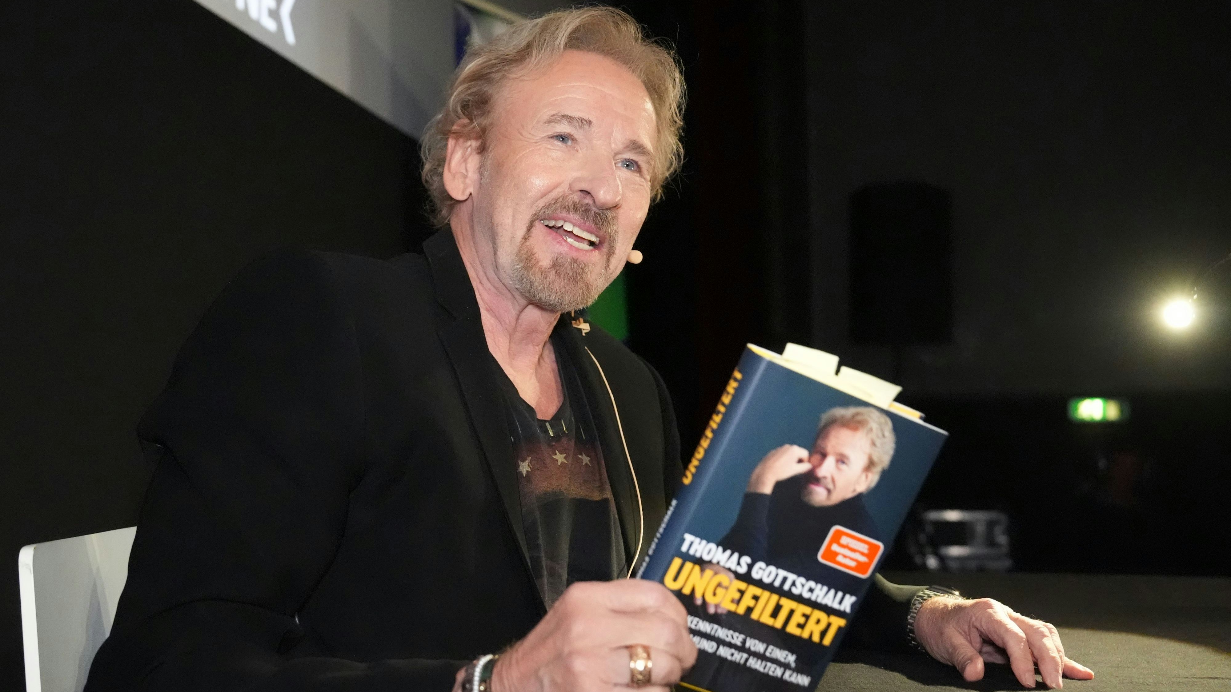 Entertainer und Buchautor Thomas Gottschalk bei einer Lesung aus seinem neuesten Buch "Ungefiltert" am 16. Oktober in Hamburg