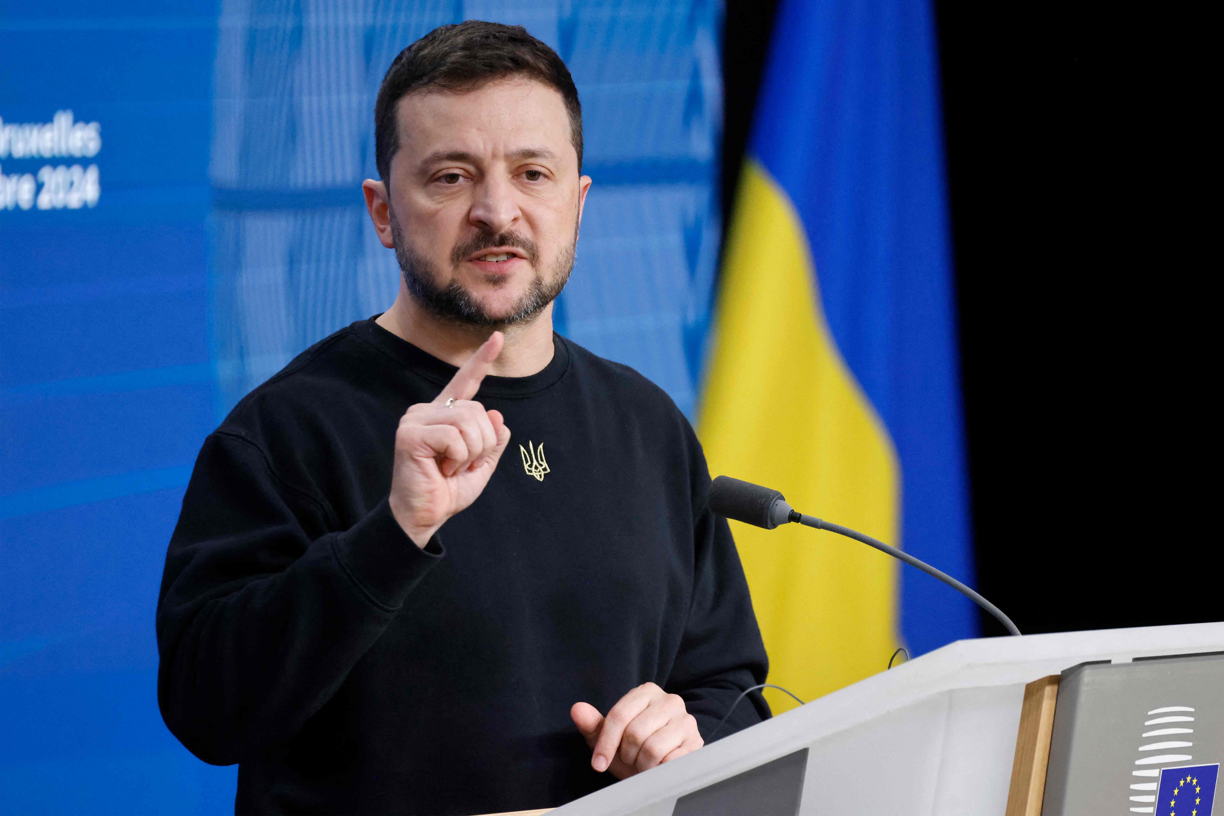 Präsident Selenski fordert für sein Land den Nato-Beitritt oder den Wiederaufbau des Atomwaffenprogramms.
