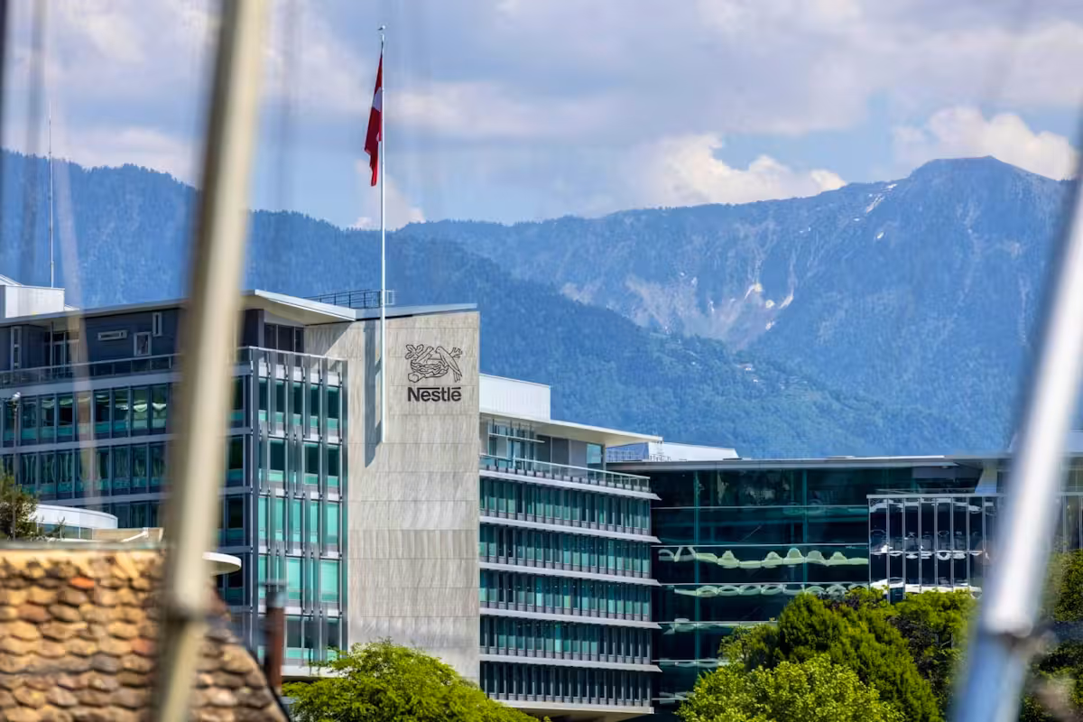 Nestlé muss seine Jahresziele nach unten korrigieren.