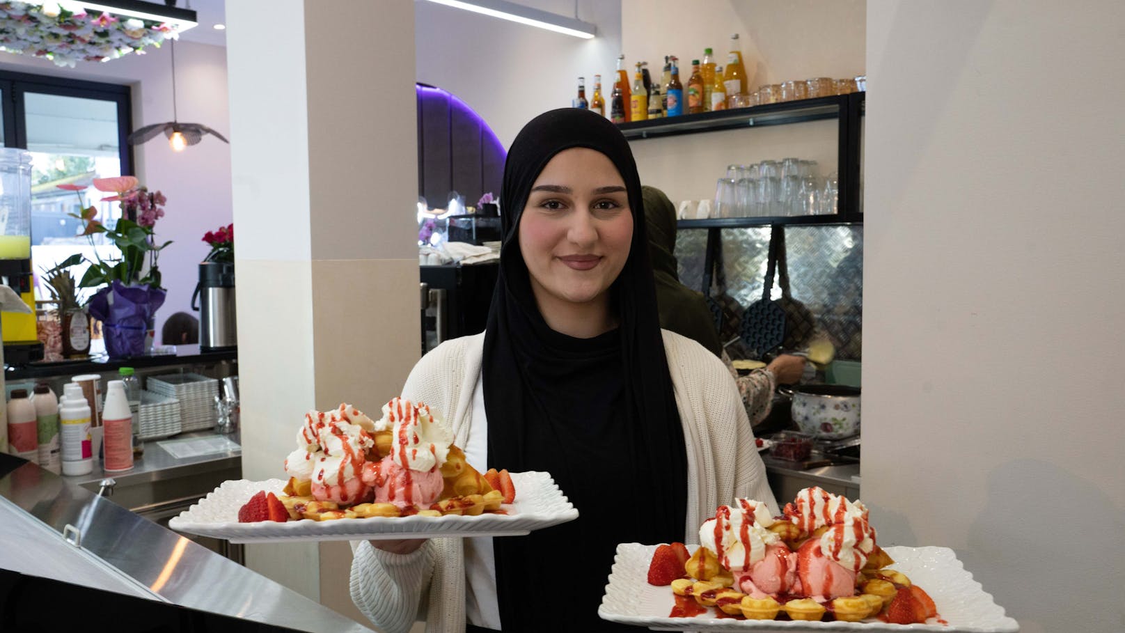 Deutsche Muslima eröffnet Eiscafé nur für Frauen