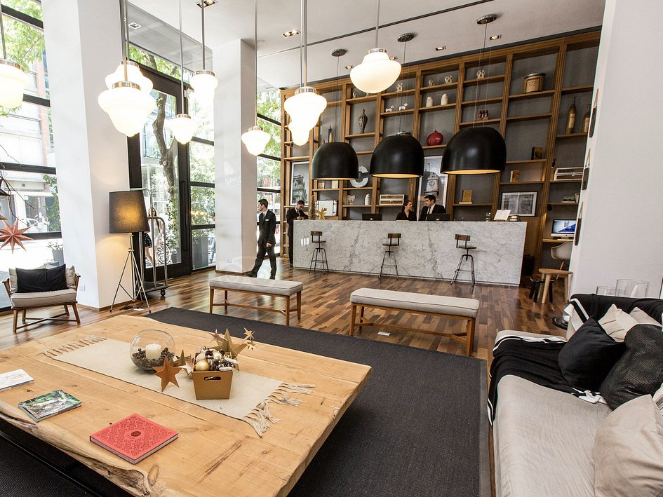 In dieser Empfangshalle soll der Sänger laut Medienberichten ausgerastet sein.