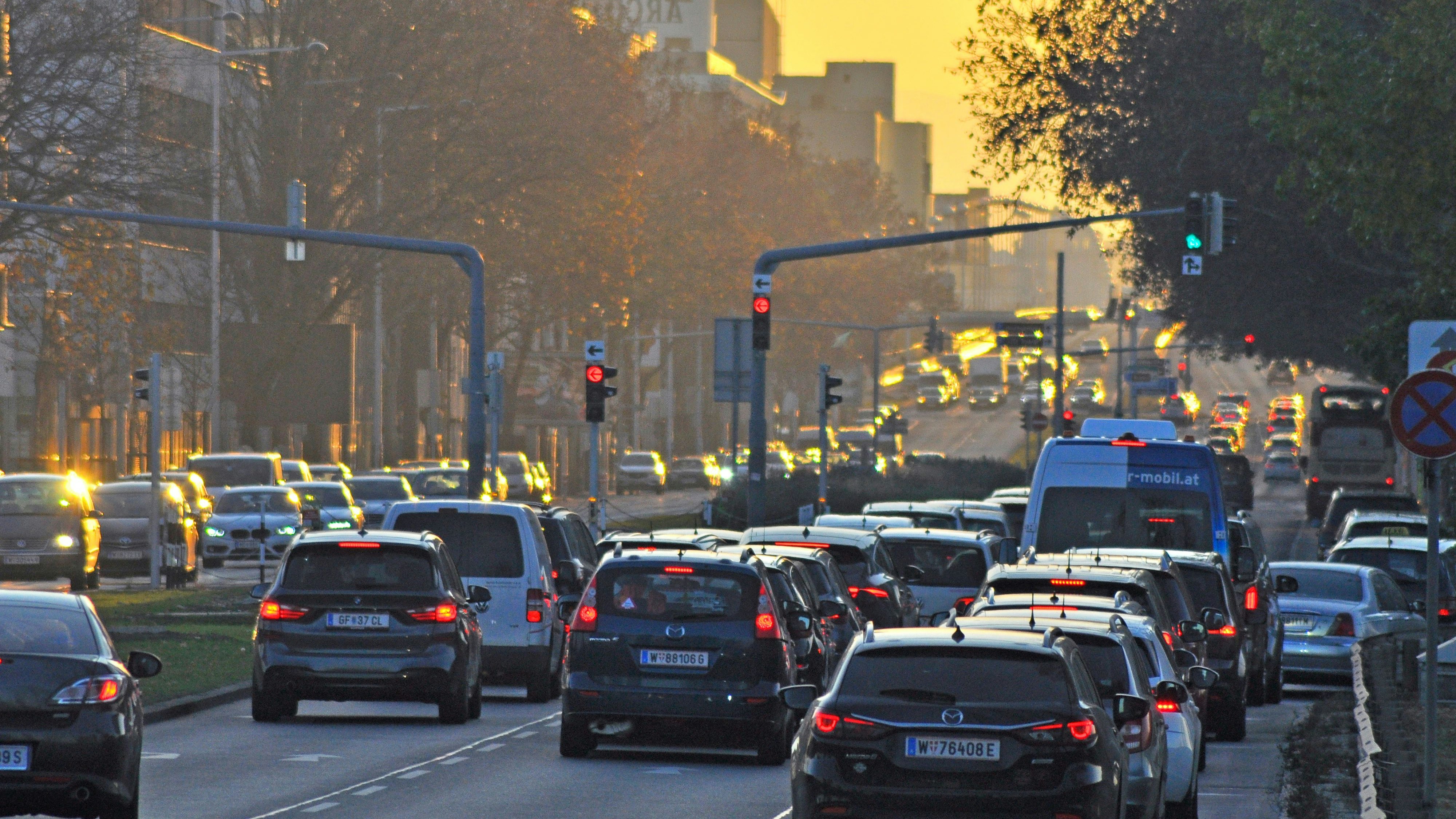 Die Wagramer Straße in der Donaustadt könnte kommende Woche zum Knotenpunkt werden. Archivbild. 