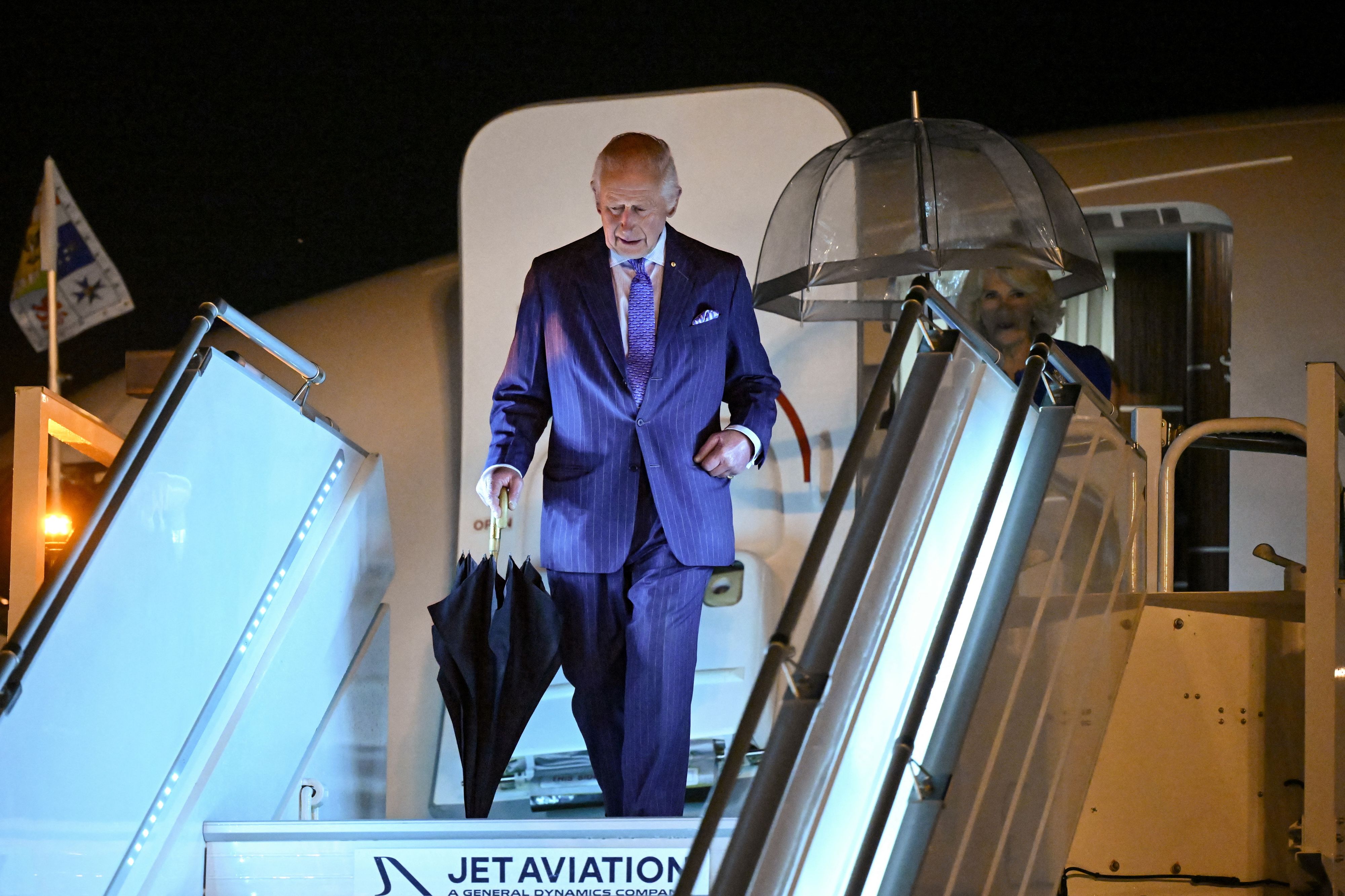 König Charles III und Königin Camilla sind auf Reisen.