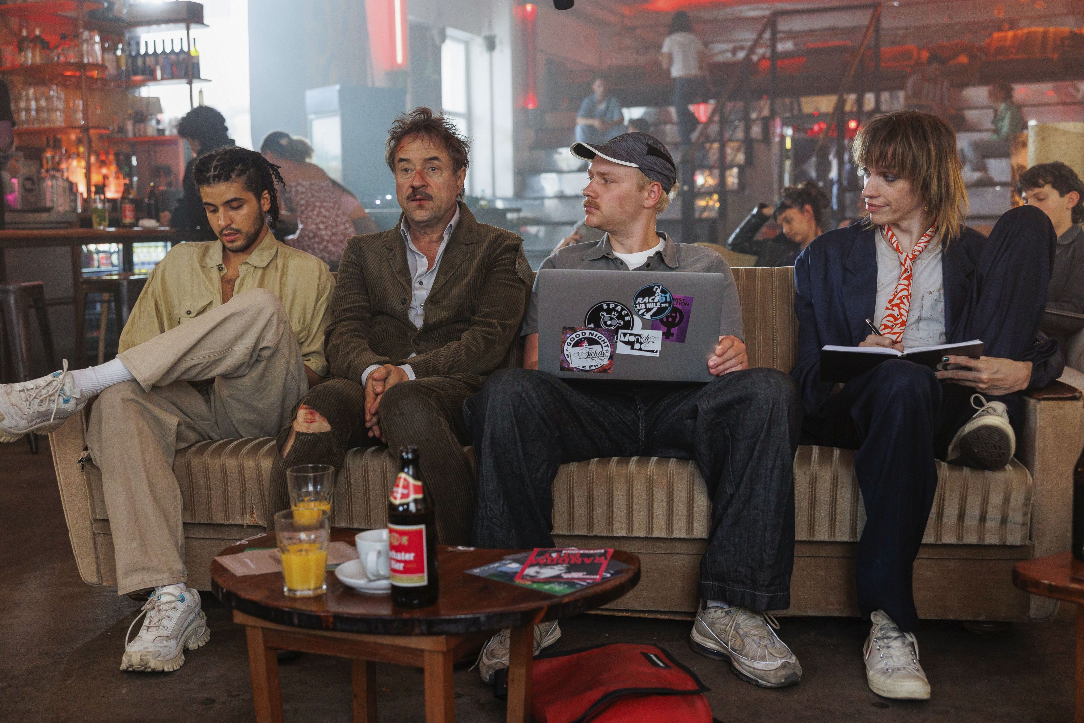 Jan Josef Liefers schlüpft in die Rolle von Heinz Hellmich.