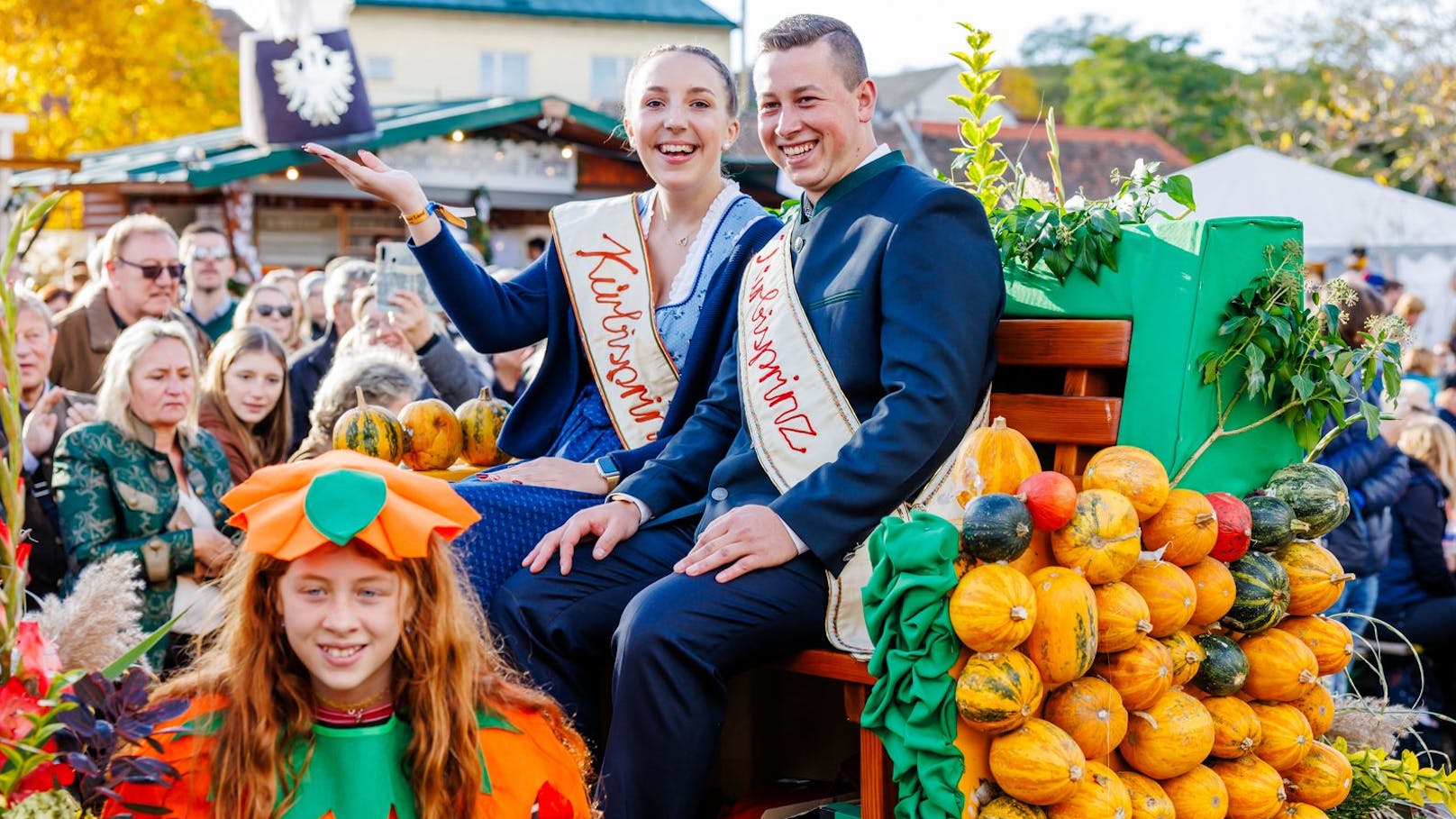 Beim Kürbisfest im Retzer Land – heuer in Zellerndorf – dreht sich alles um die größte Beere der Welt. Das Programm, hat aber nicht nur kulinarisch so einiges zu bieten.