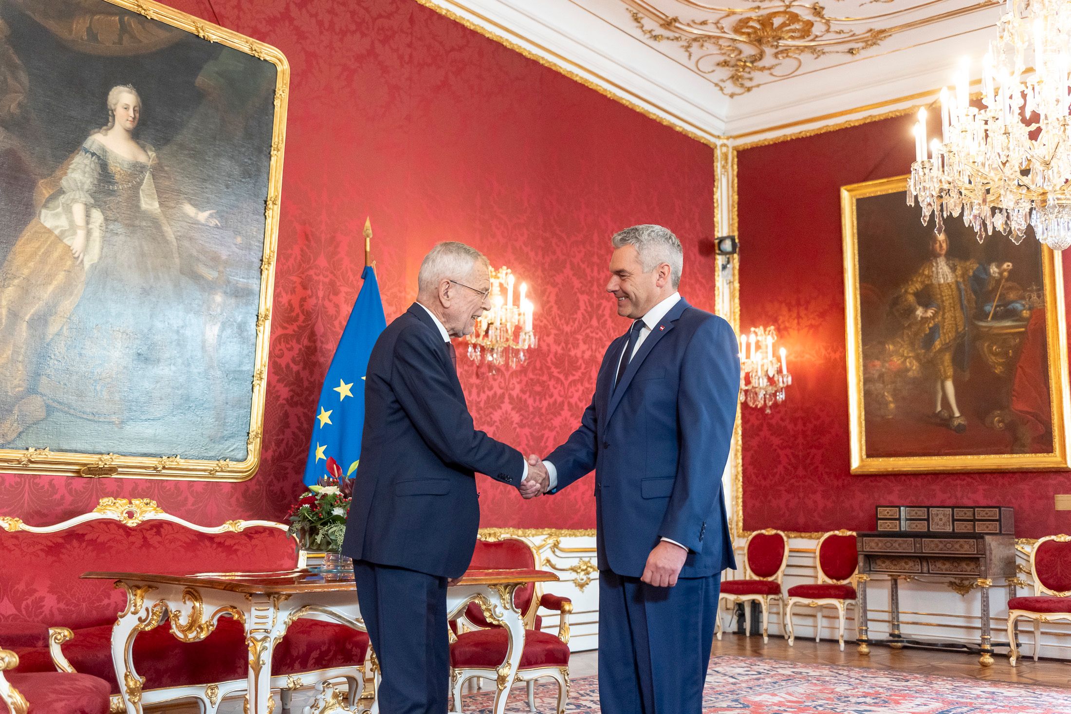 Bundeskanzler und ÖVP-Chef Karl Nehammer bei Alexander Van der Bellen