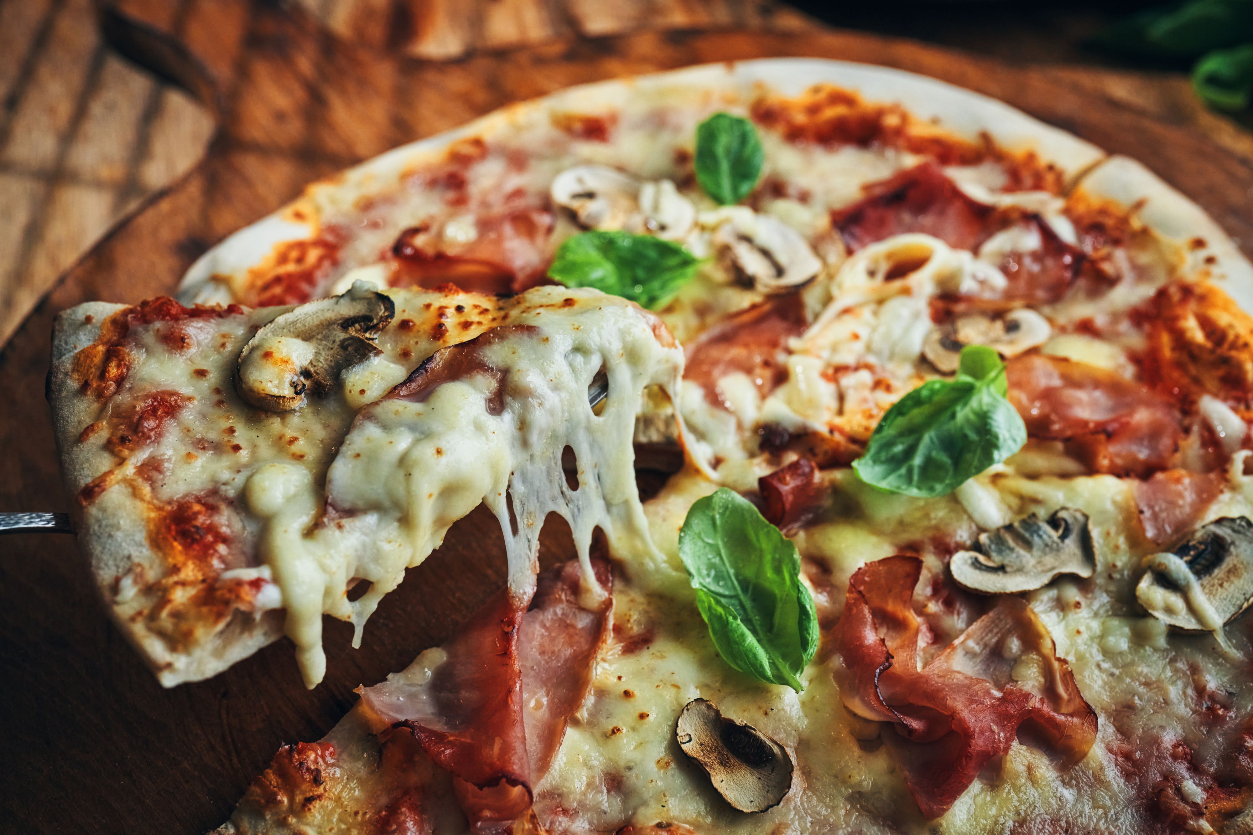 In Düsseldorf soll ein Restaurantbetreiber neben Pizza auch Kokain und Cannabis verkauft haben. (Symbolbild)