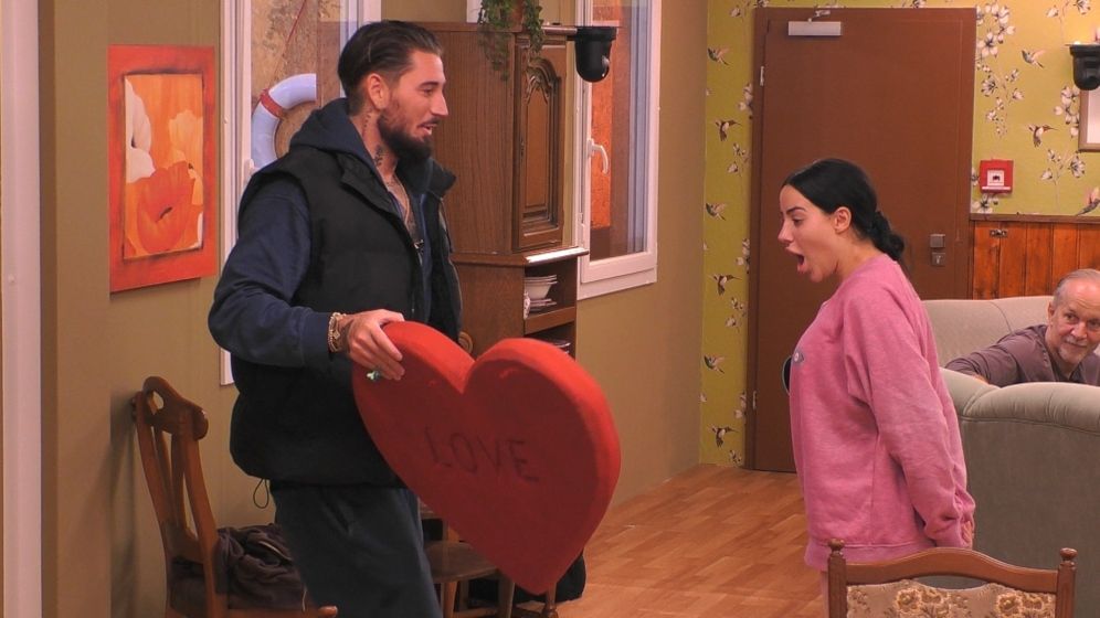 Mike Heiter und Leyla Lahouar sind verlobt.