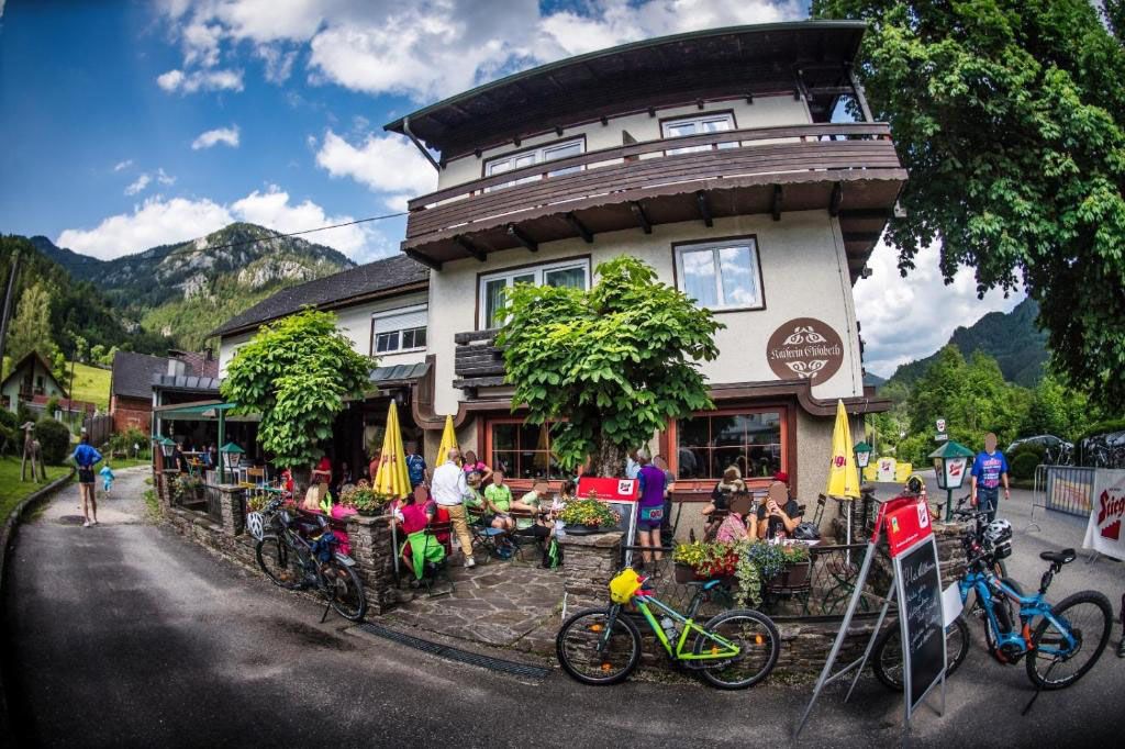 Ist äußerst beliebt, steht aber vor einer ungewissen Zukunft: der Gasthof zur Kaiserin Elisabeth in Klaus (Bez. Kirchdorf).