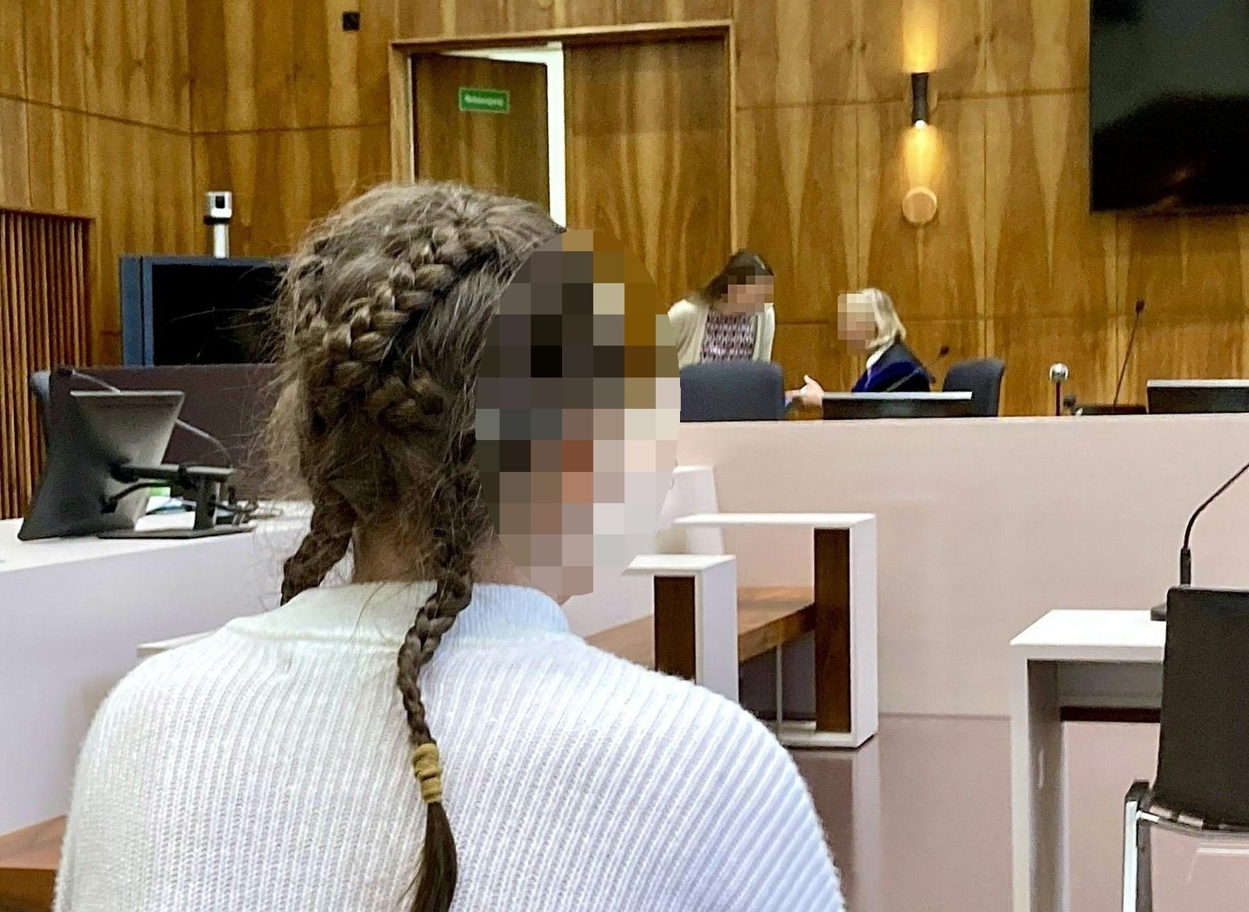 Die 14-Jährige wurde zu zwei Jahren Haft verurteilt. Das Urteil ist noch nicht rechtskräftig. 
