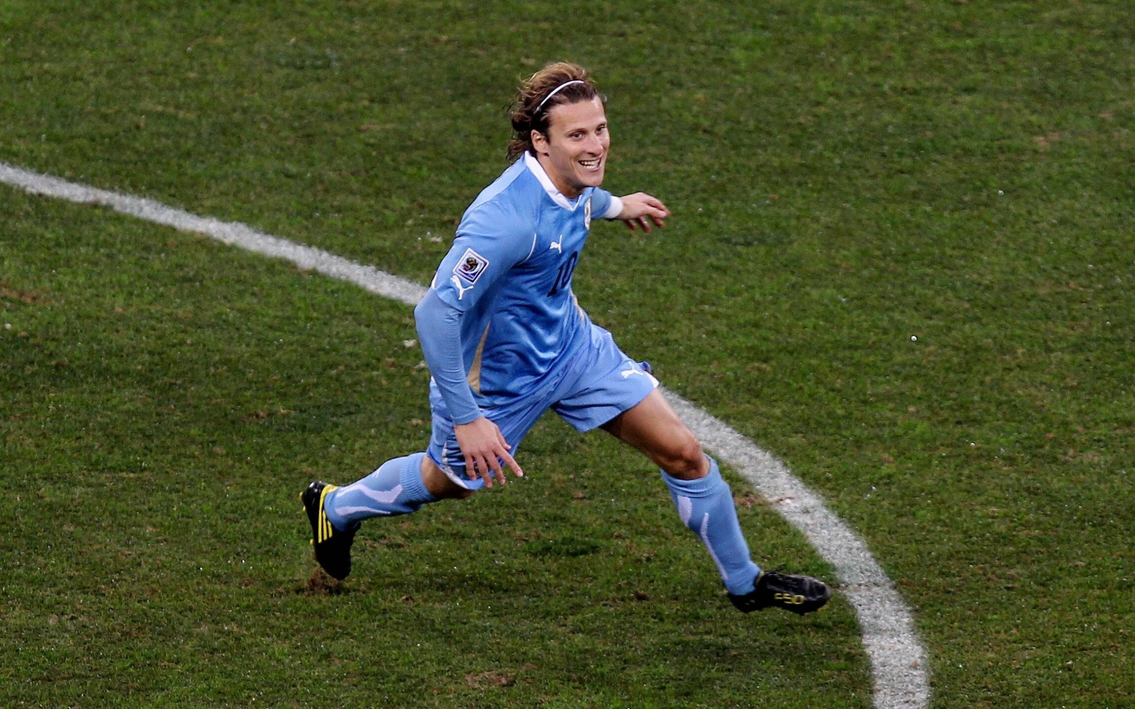 Bei der WM 2010 gewann Forlan den 