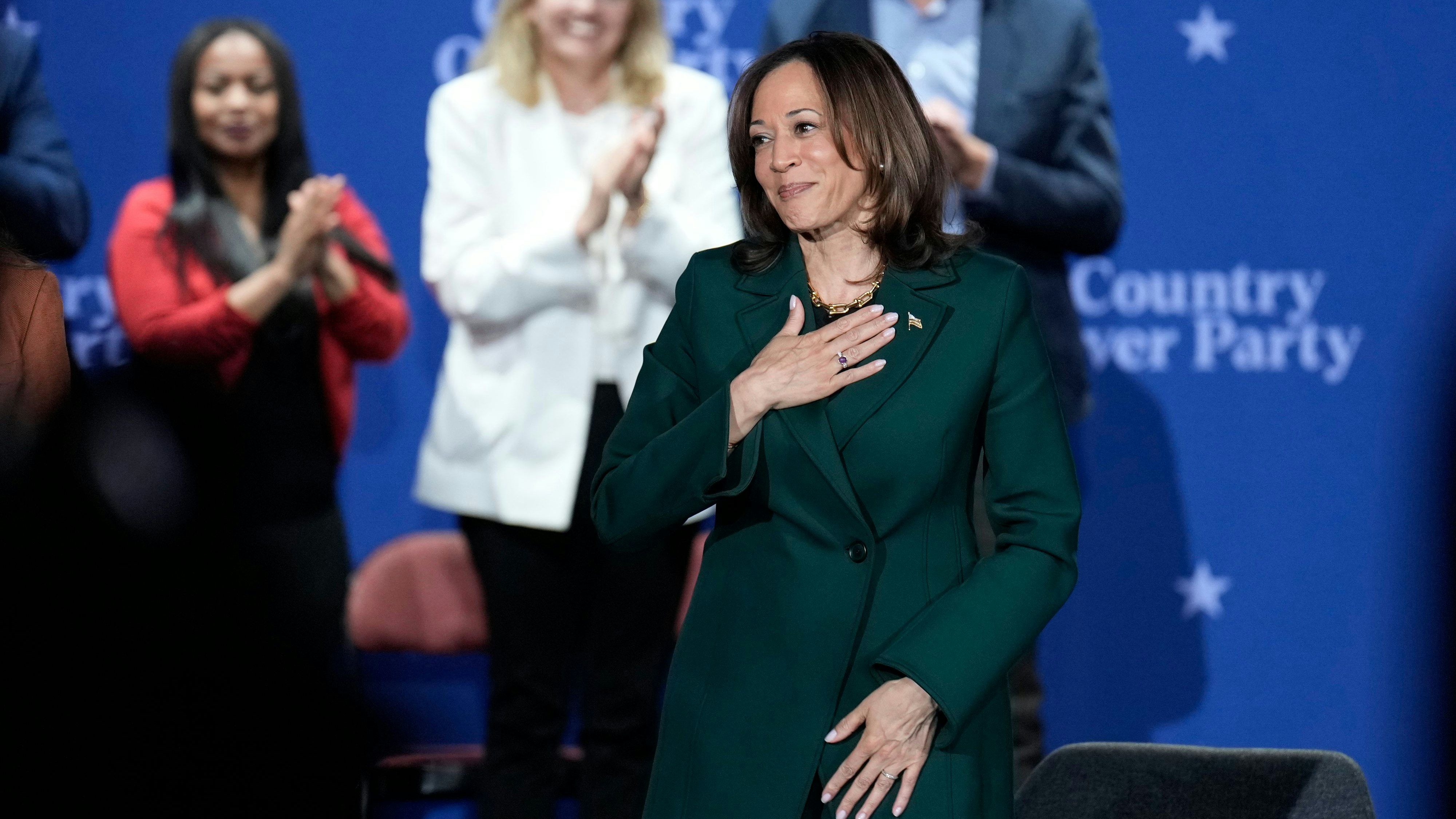 Kamala Harris, Kandidatin der Demokraten, absolviert Wohlfühlauftritte in Serie 