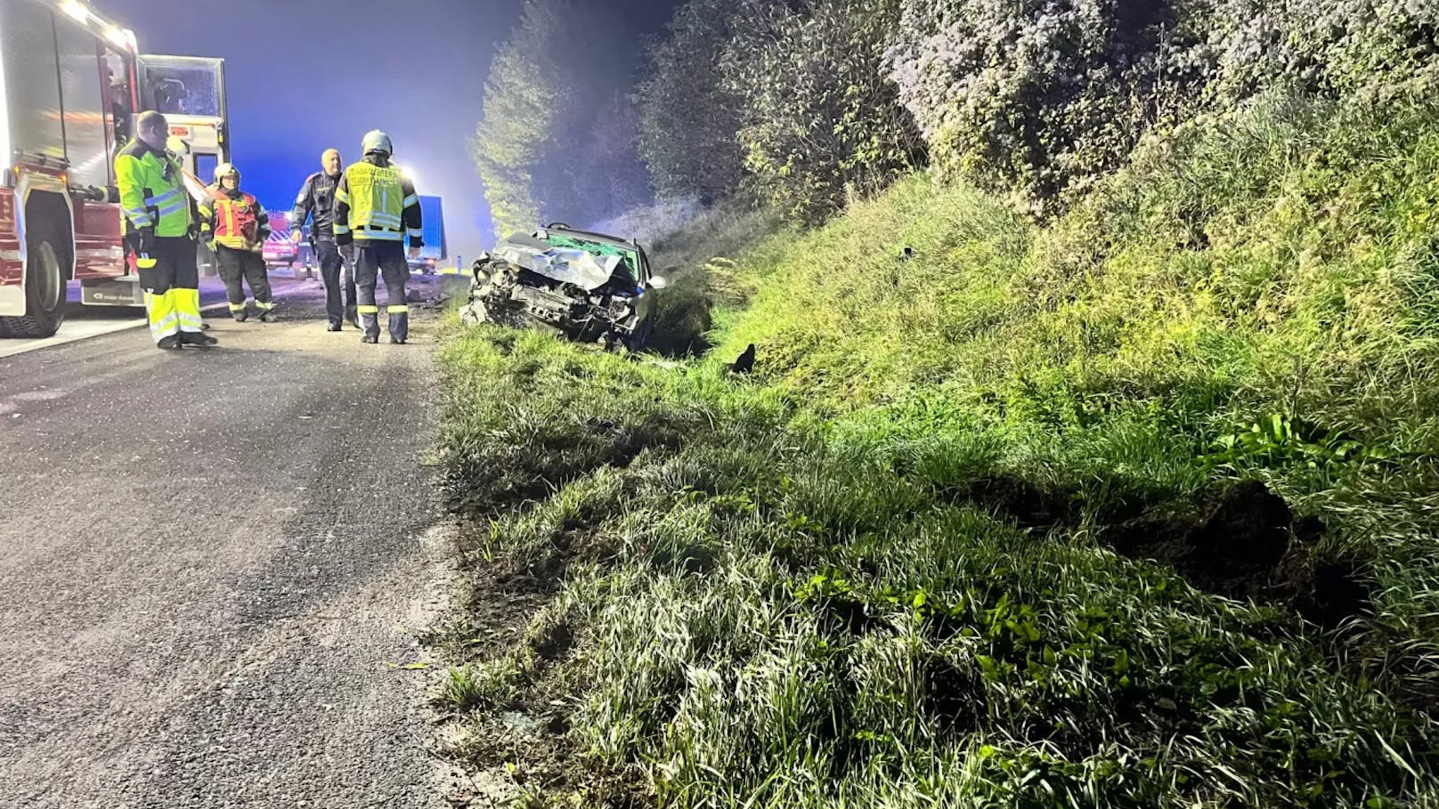 Zwei der betroffenen Personen wurden vor Ort vom Rettungsdienst medizinisch versorgt.