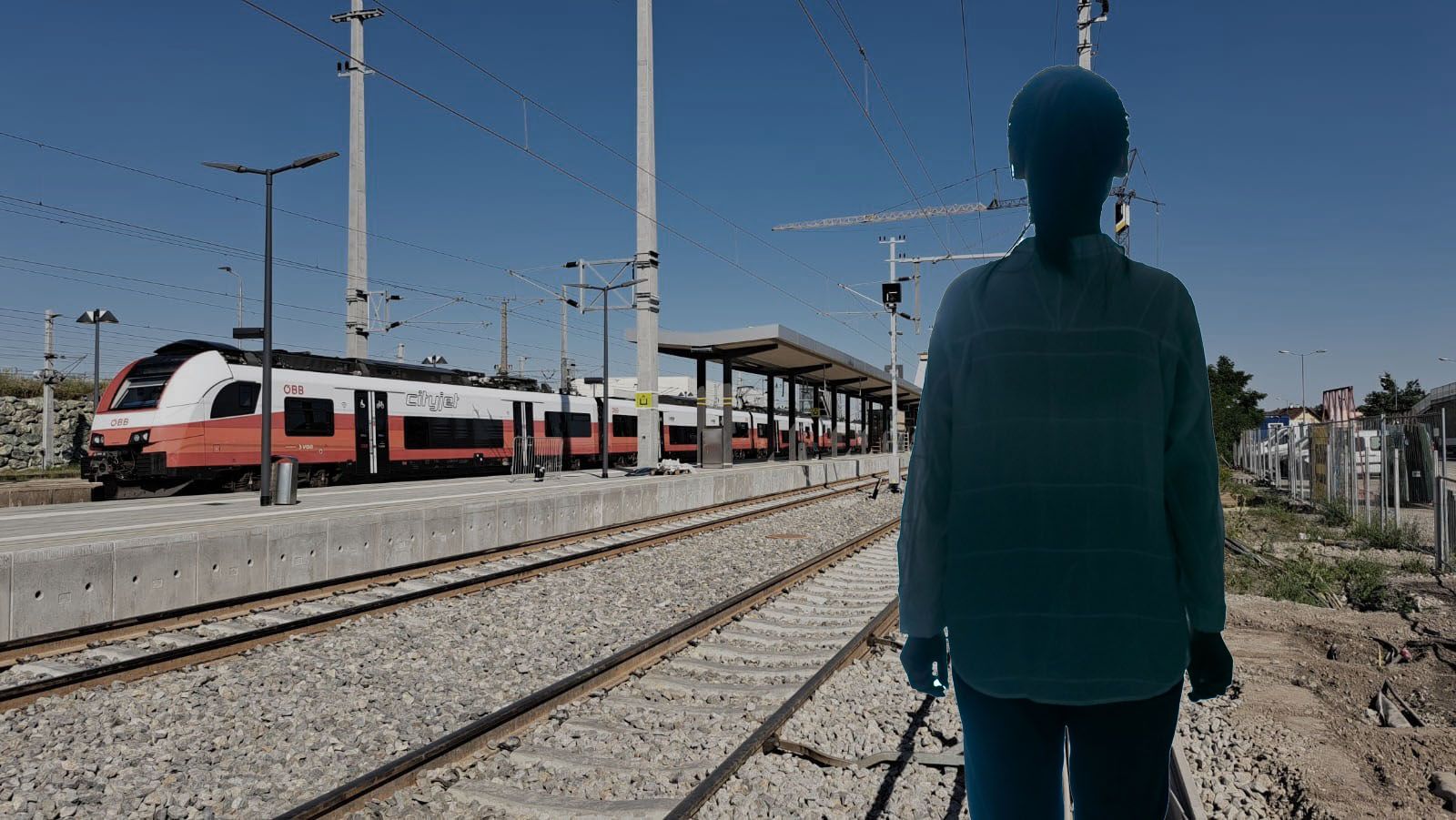 Frau in der Nacht am Bahnhof Gramatneusiedl (NÖ) attackiert.