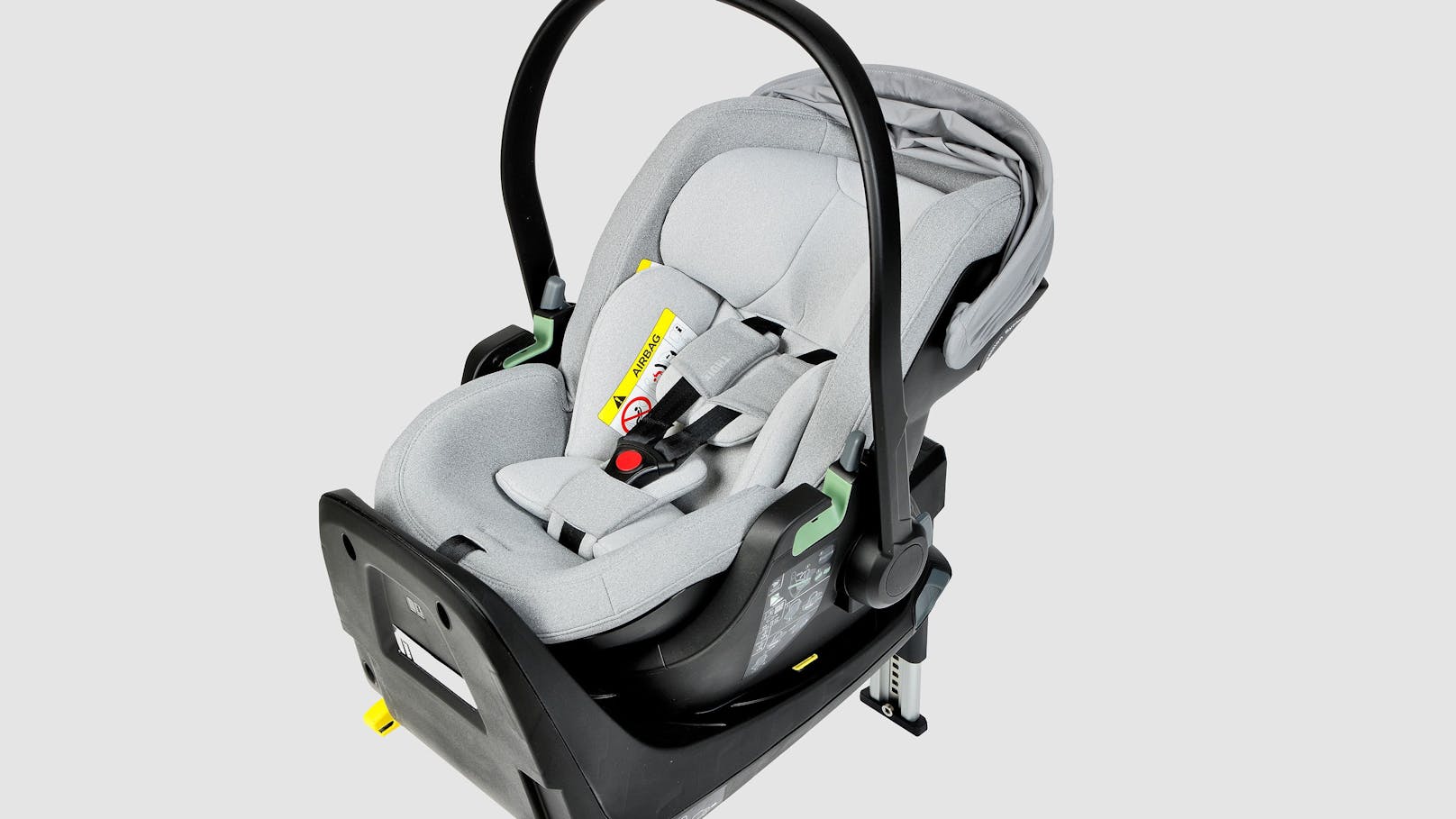 Thule Maple + Alfi Isofix Base rückwärts
ADAC Technik Zentrum Landsberg;
Produktfotos Kindersitze am 16.07.2024
