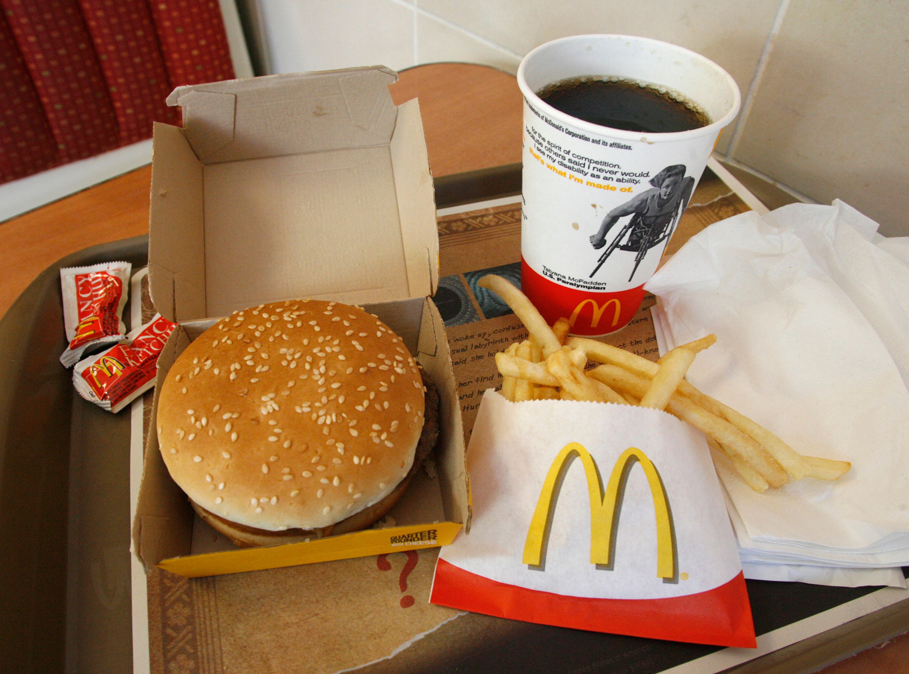 Die frischen Zwiebeln im Quarter Pounder waren vermutlich der Auslöser.