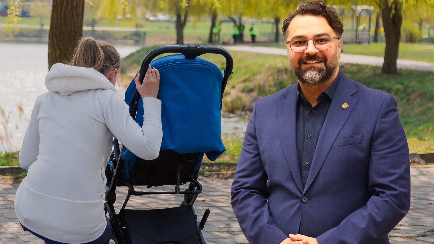 Alleinerzieherin musste zahlen: Bezirksrat Yüksek half Parkfalle zu entschärfen. 