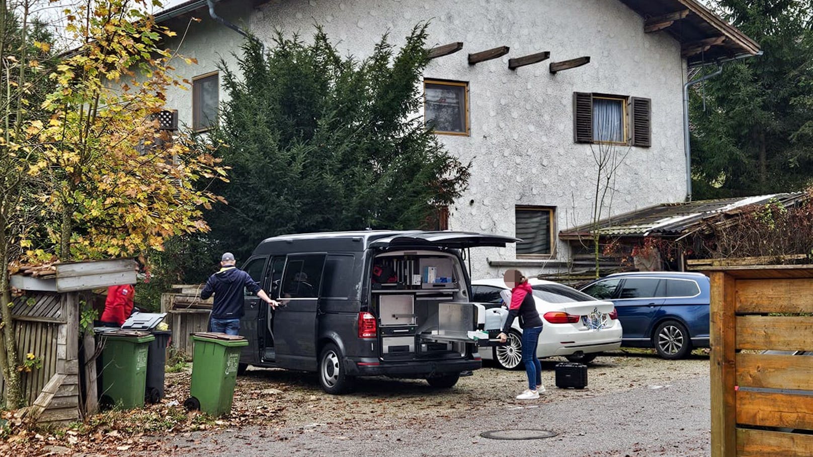 Die Ermittlungen der Polizei laufen am Mittwoch auf Hochtouren.