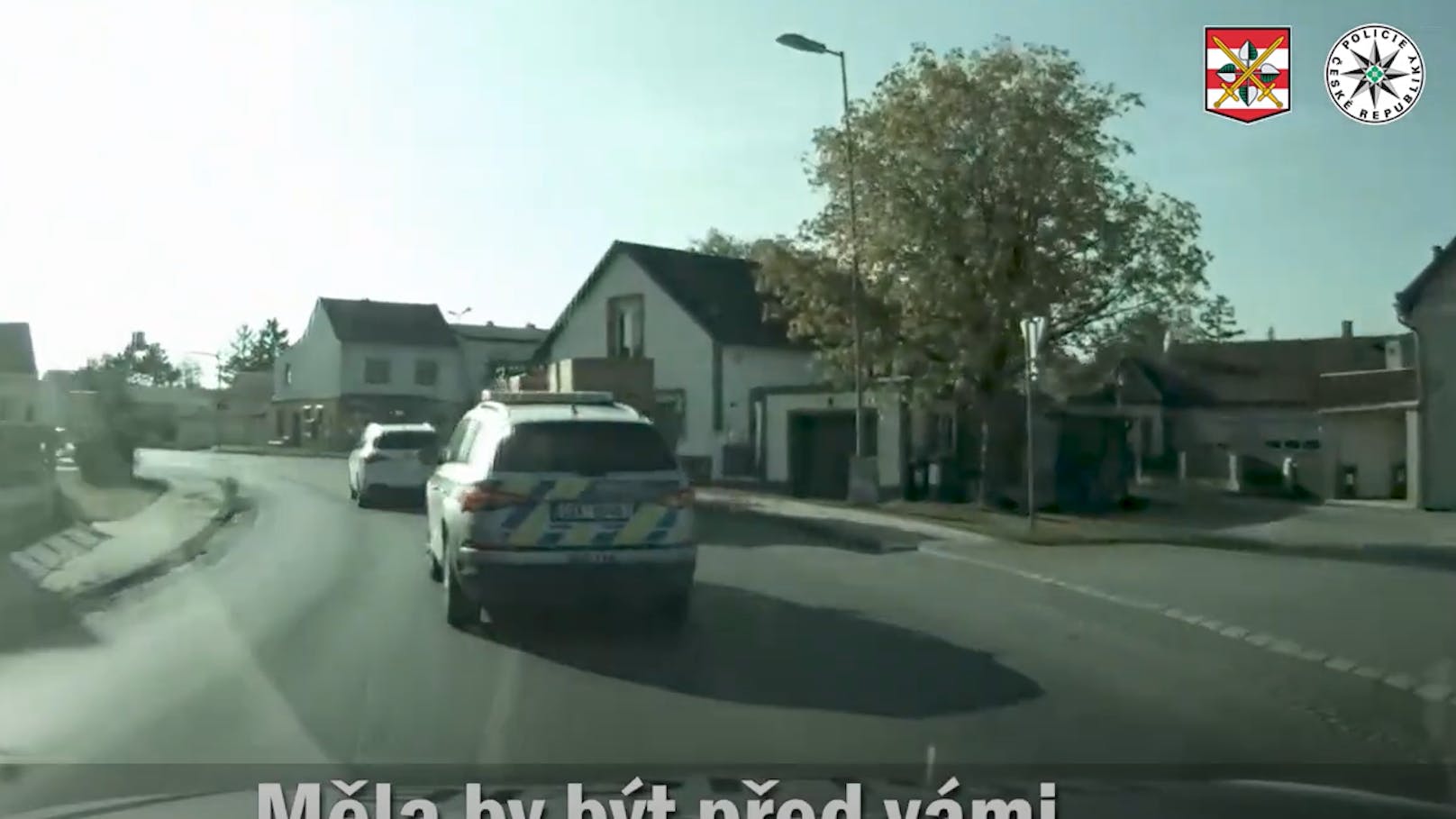 Jetzt zeigt die tschechische Polizei ein Video der Schlepper-Verfolgungsjagd.