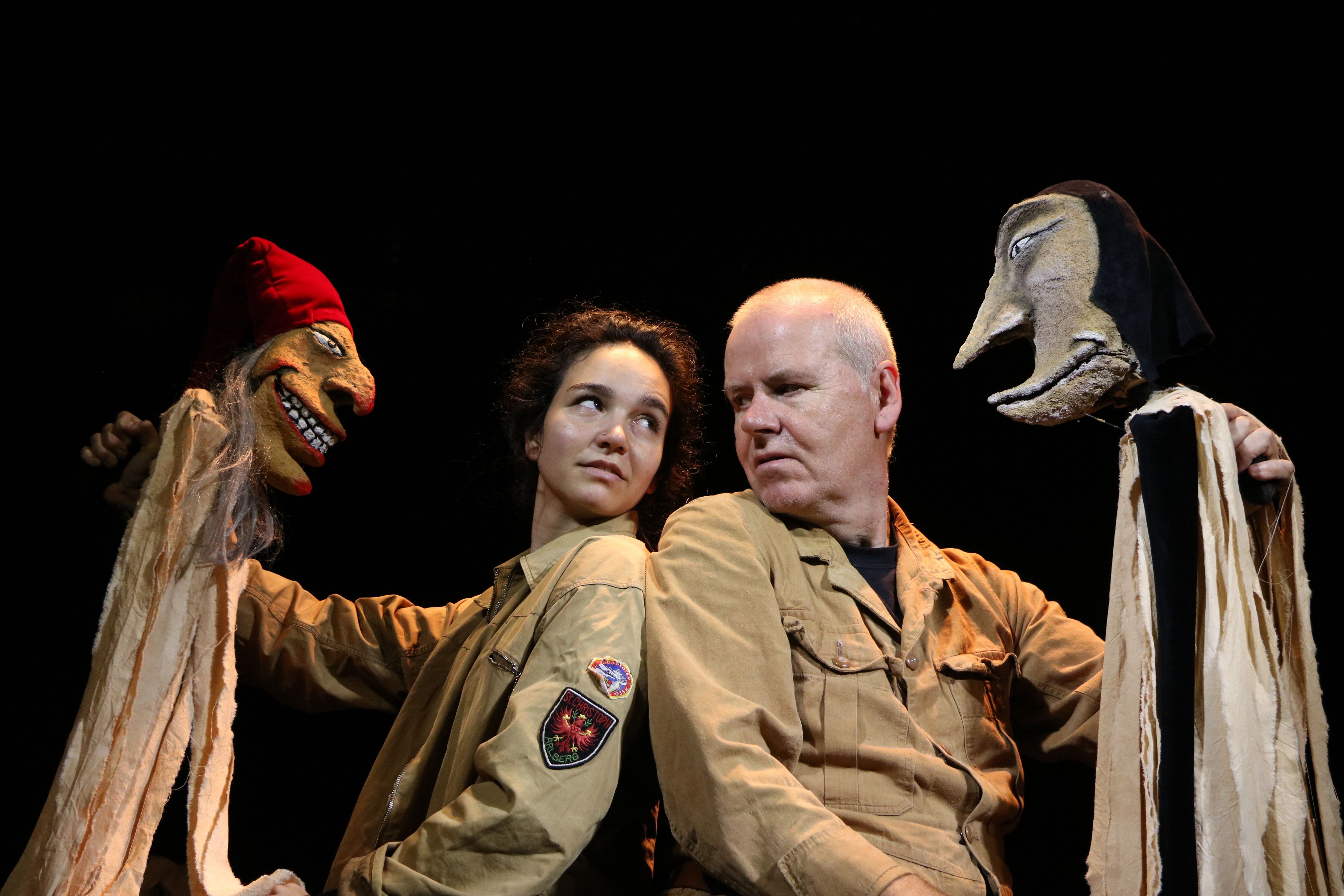 FAUST - DER TRAGÖDIE ALLERLEI - feiert am 8.11. die Premiere im Schubert Theater