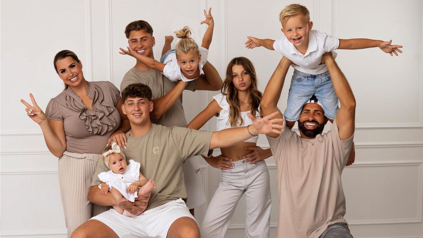 Neue Doku-Soap mit Familie Weiß bei RTLZWEI.