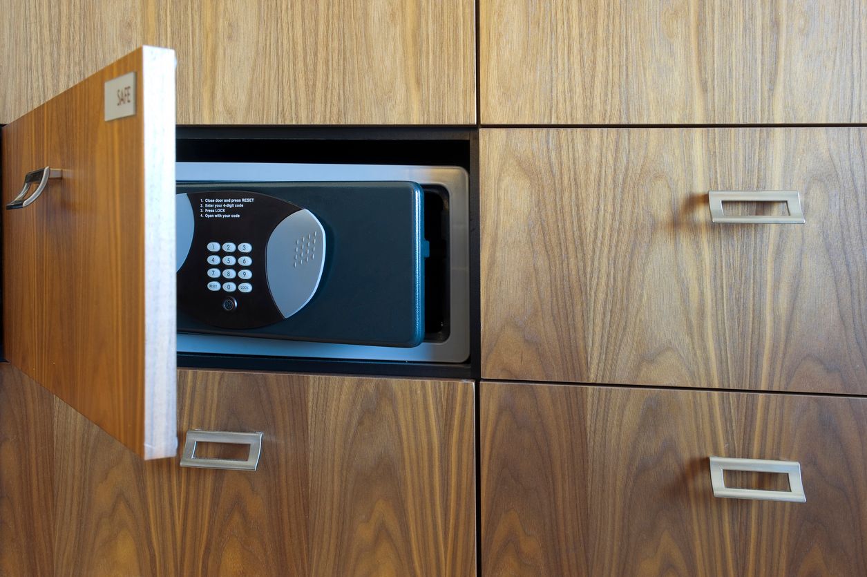 Die Freundin bekam offenbar Wind vom Tresor-Code. (Symbolbild)