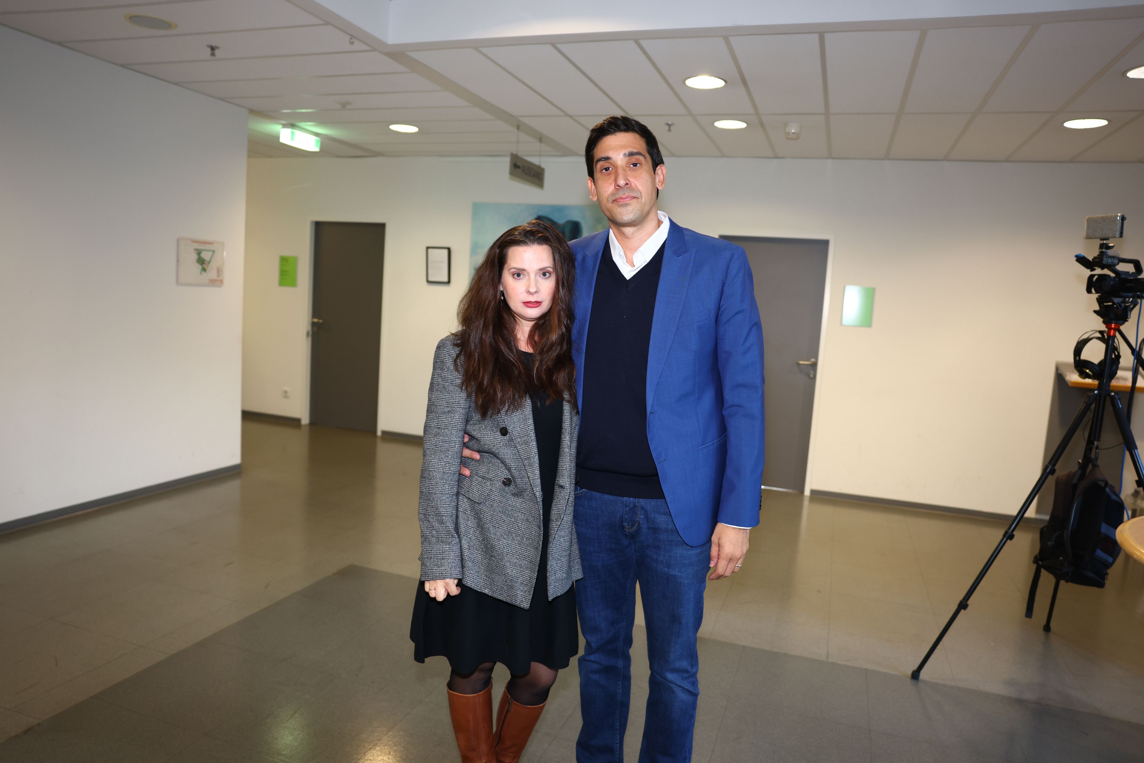 Veronika und Sebastian Bohrn Mena klagen RTV und Info-Direkt. (Archivbild)