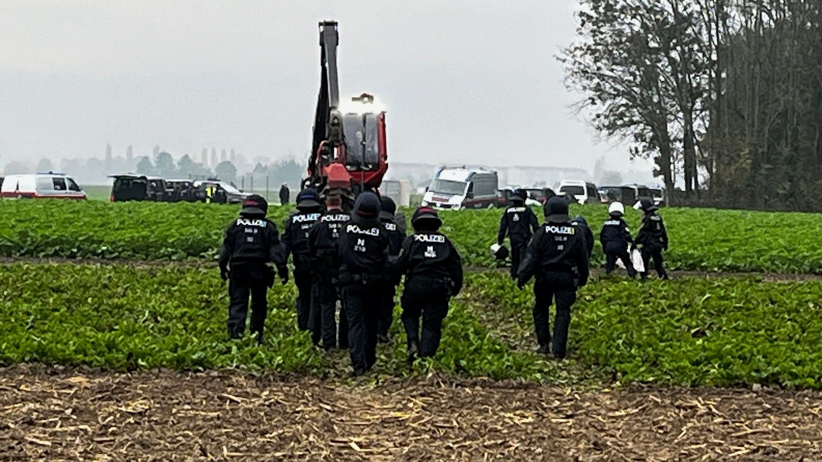 Großeinsatz! Camp von Umweltaktivisten wird geräumt