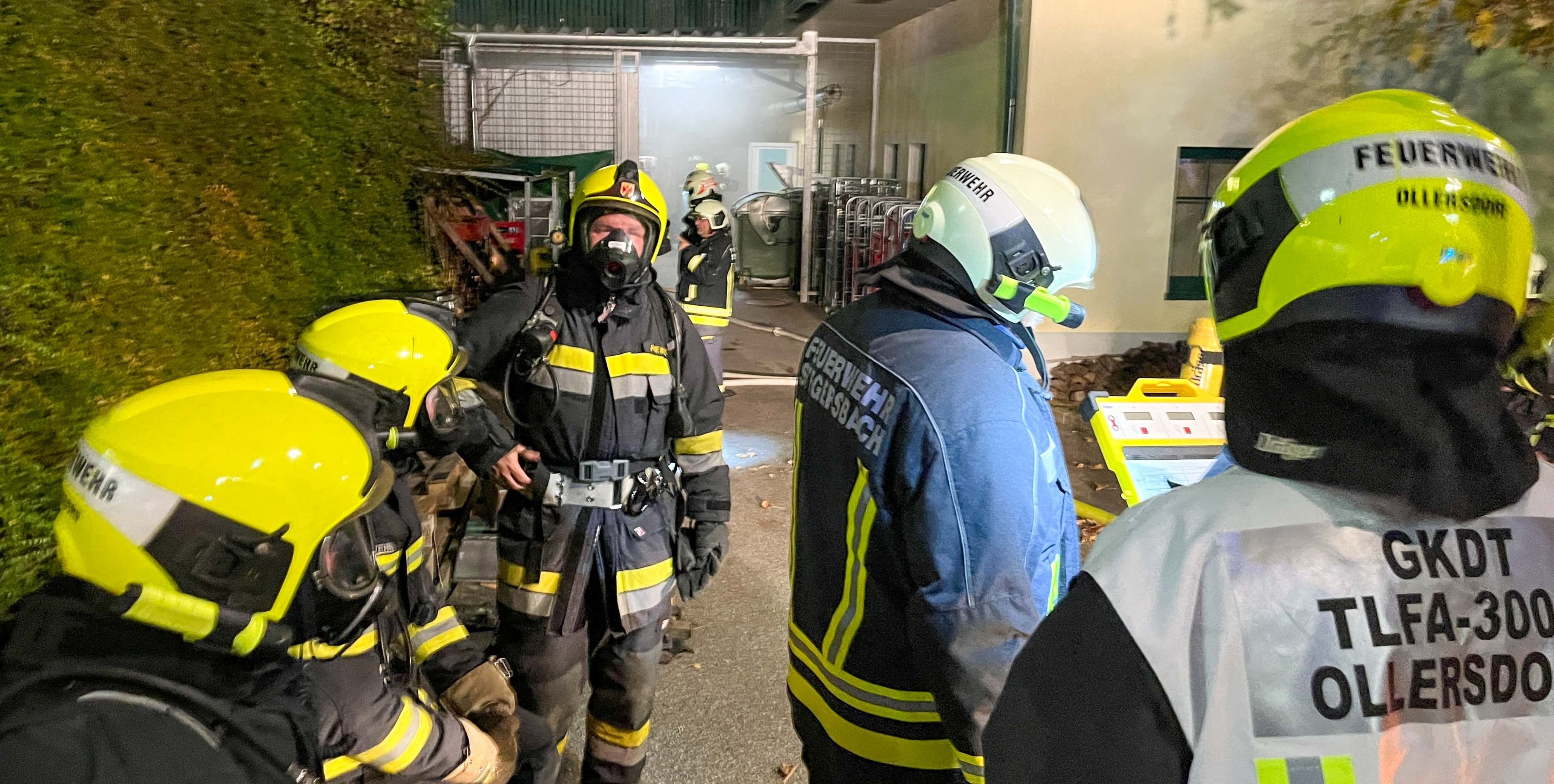 Dank der frühzeitigen Auslösung der Brandmeldeanlage konnte jedoch eine größere Katastrophe verhindert werden.