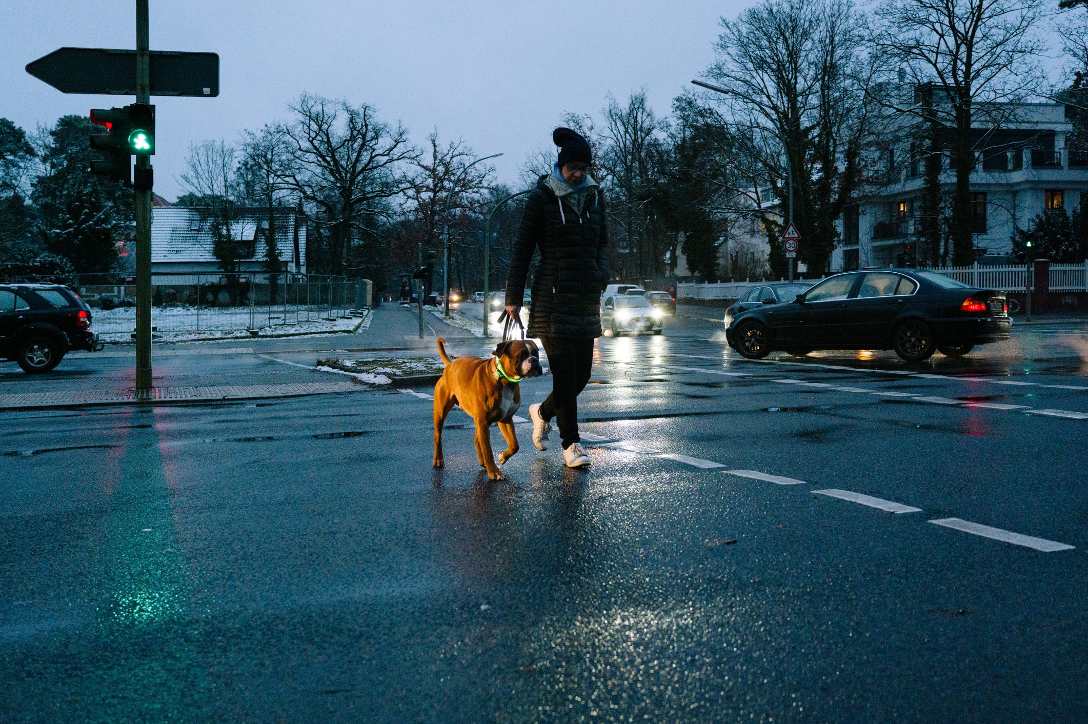 Zwischen November und Jänner ist es aufgrund der Witterung besonders gefährlich für Fußgänger.