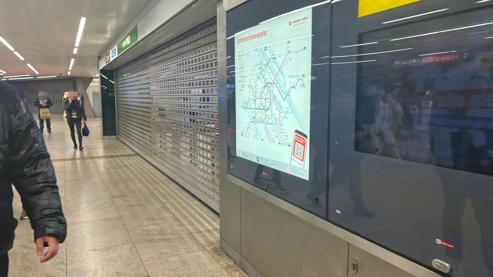 Die U-Bahn-Station Karlsplatz musste gesperrt werden.