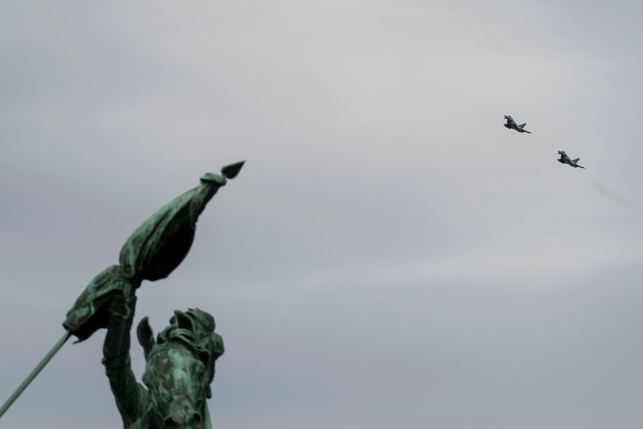 Werden die Eurofighter bei ihrem Heldenplatz-Überflug vom Nebel verhüllt sein?
