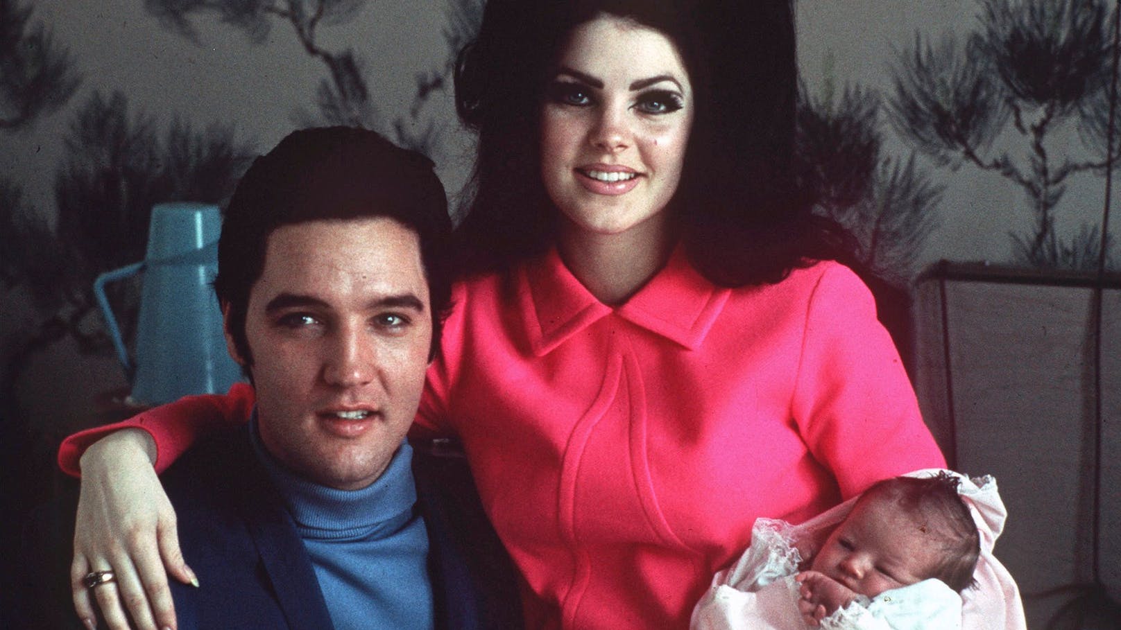 Elvis und Priscilla sollen heimliches Enkelkind haben