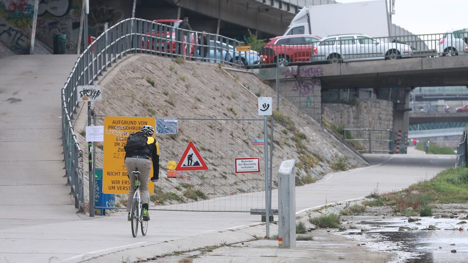 Der Wienflussradweg ist wieder befahrbar.